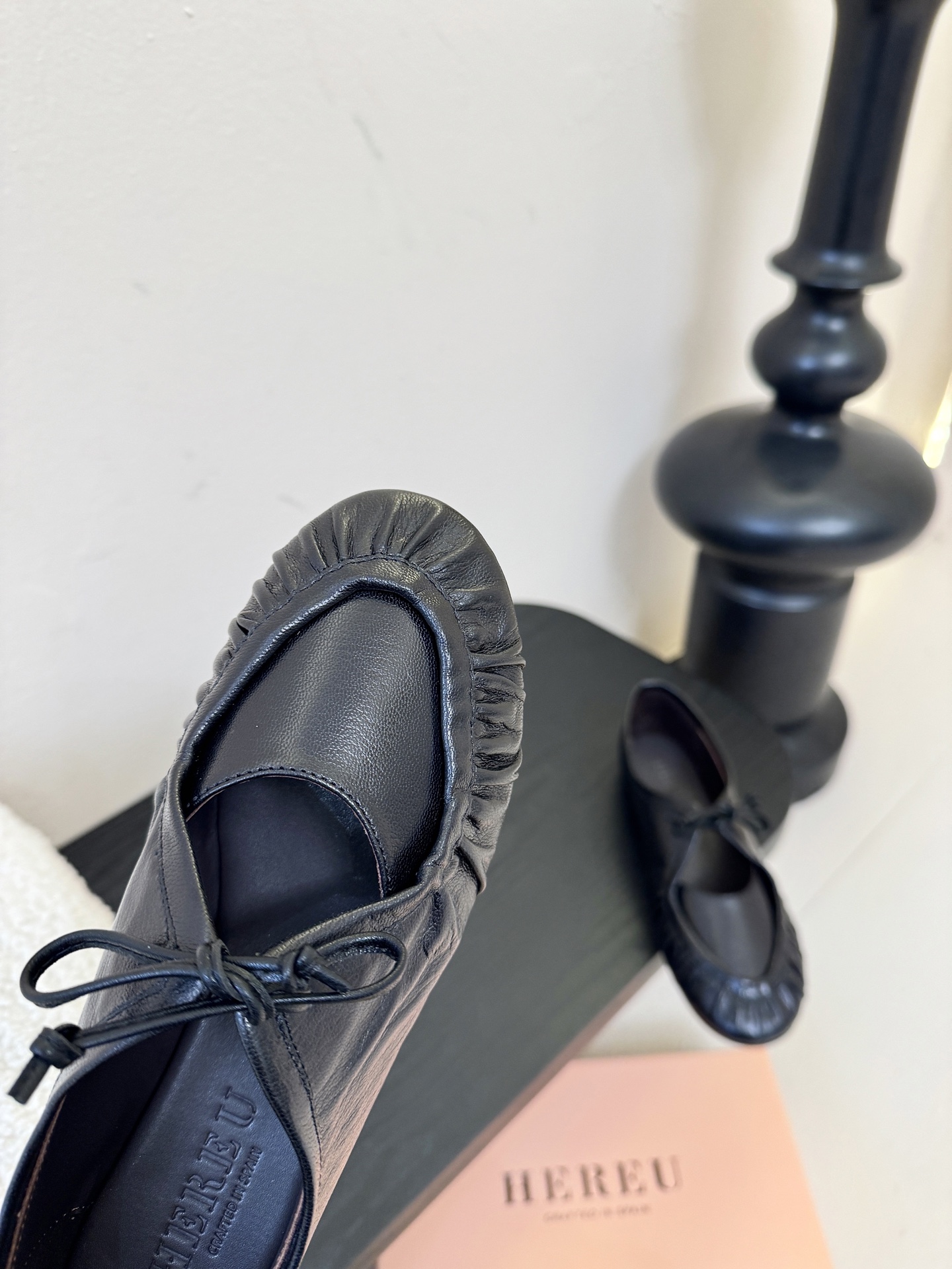 HEREU｜西班牙小众品牌新款 ，高端品质，褶皱蝴蝶结圆头玛丽珍平底单鞋跳舞鞋，鞋子超级柔软，上脚美美哒