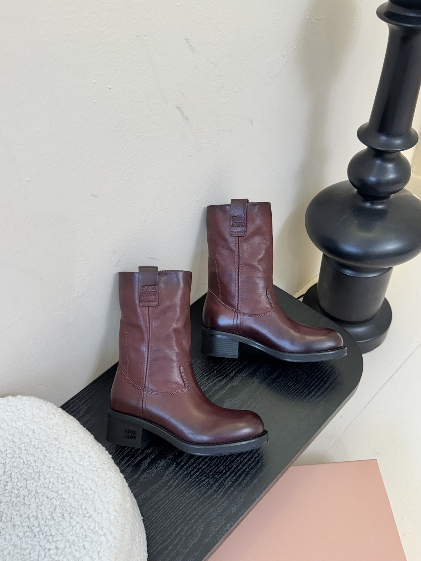 Miumiu谬谬朋克风秋冬机车造型长靴松弛感限量走秀款一双封神复古骑士靴切尔西短靴🤩怎么穿都好看今夏时髦