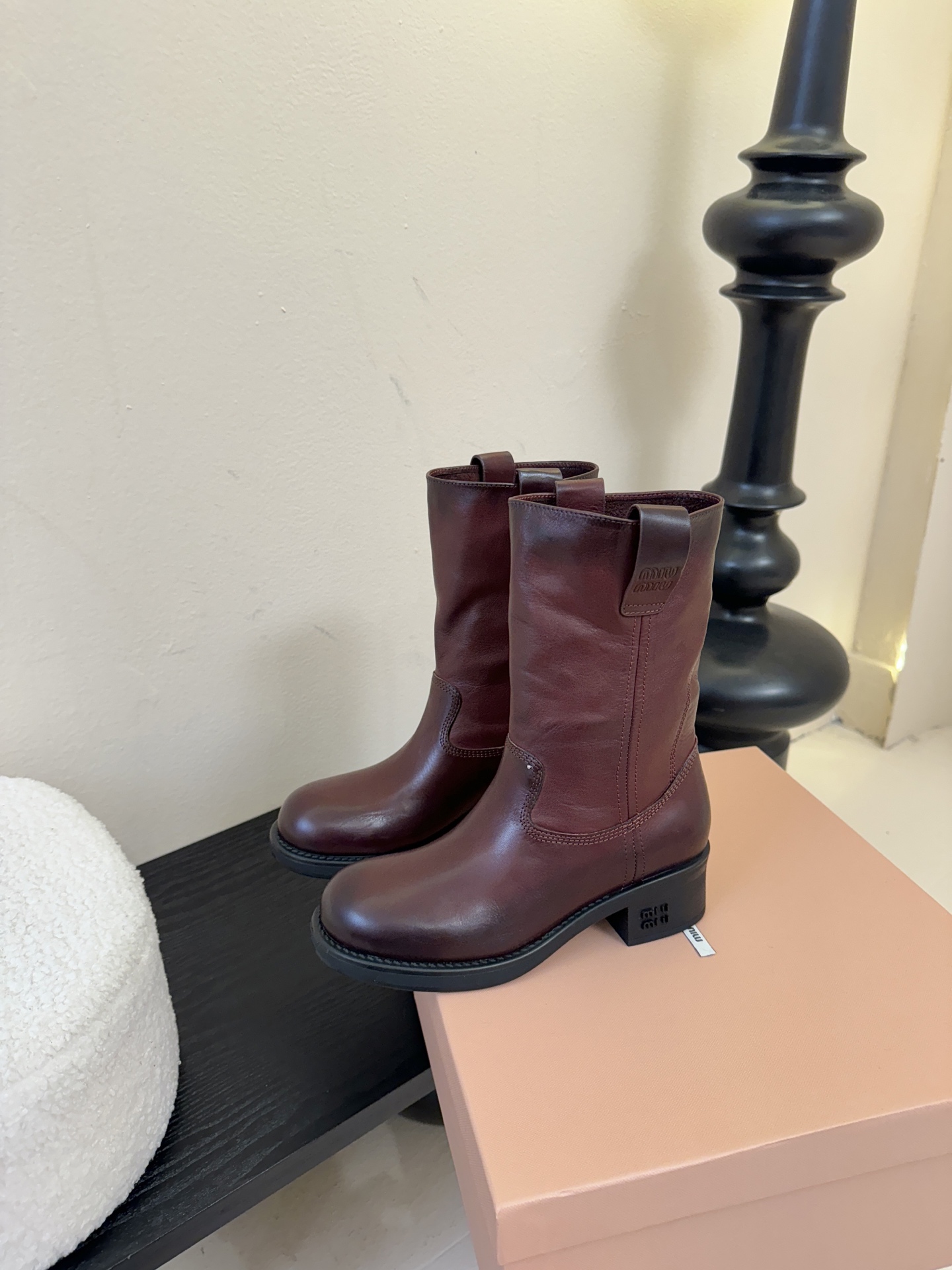 Miumiu谬谬朋克风秋冬机车造型长靴松弛感限量走秀款一双封神复古骑士靴切尔西短靴🤩怎么穿都好看今夏时髦