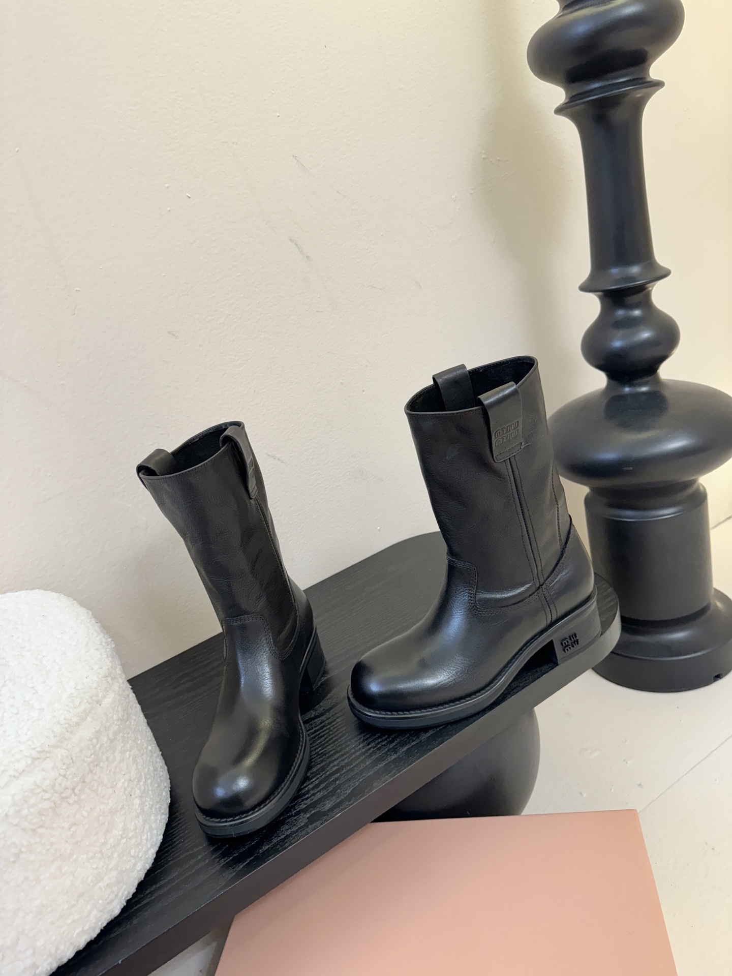 Miumiu谬谬朋克风秋冬机车造型长靴松弛感限量走秀款一双封神复古骑士靴切尔西短靴🤩怎么穿都好看今夏时髦