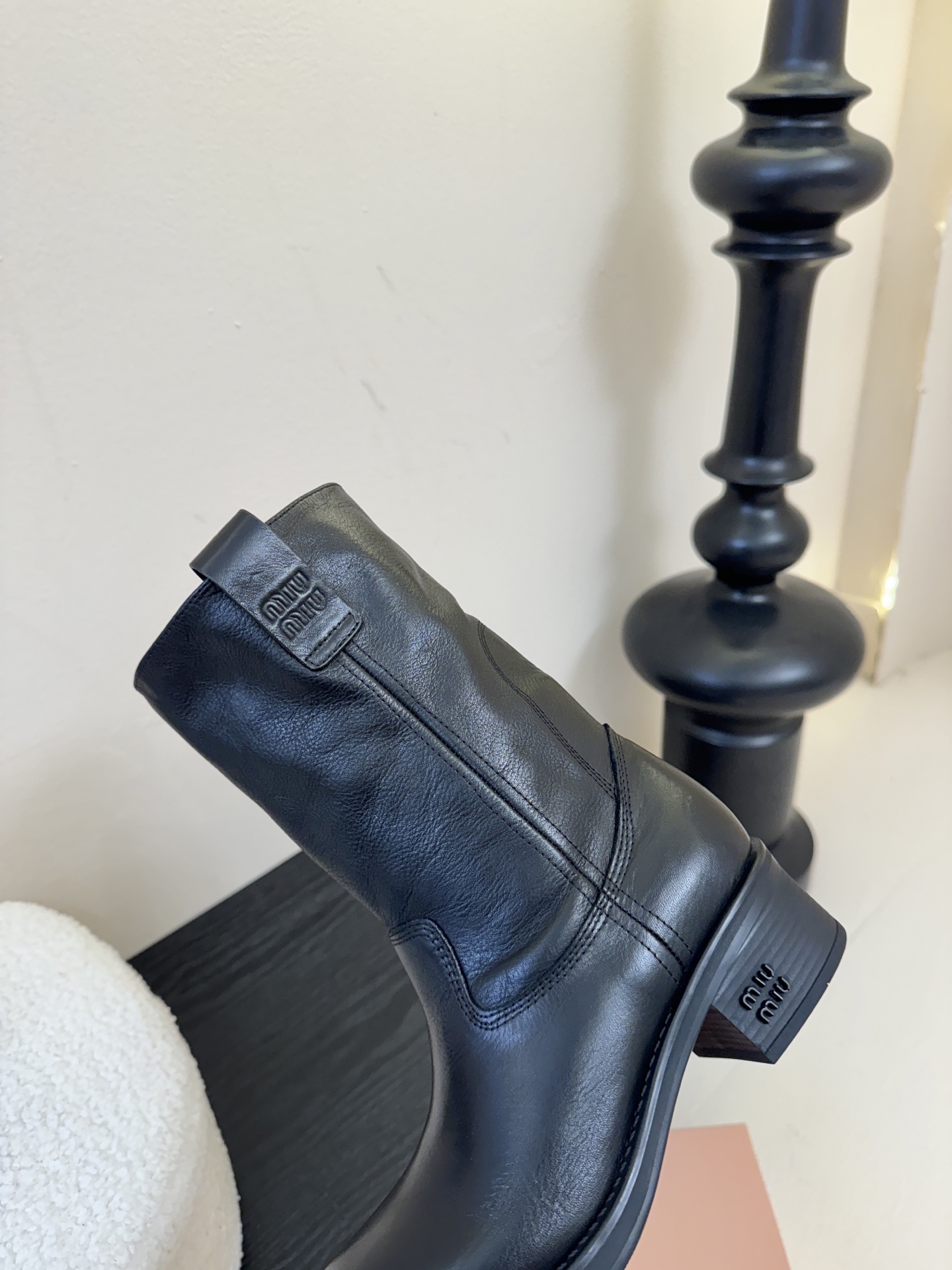 Miumiu谬谬朋克风秋冬机车造型长靴松弛感限量走秀款一双封神复古骑士靴切尔西短靴🤩怎么穿都好看今夏时髦