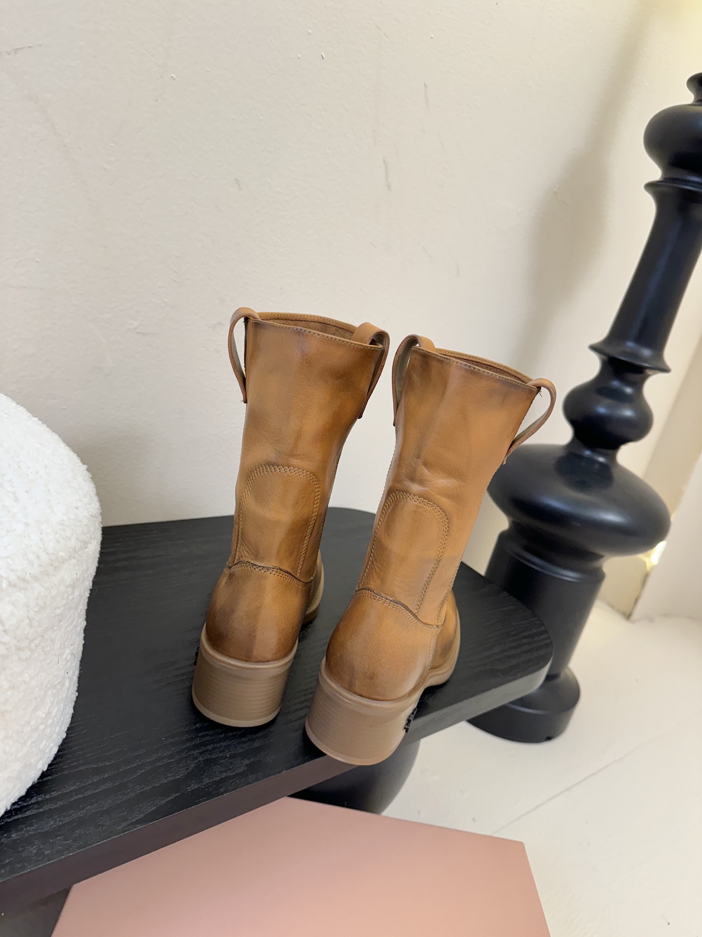 Miumiu谬谬朋克风秋冬机车造型长靴松弛感限量走秀款一双封神复古骑士靴切尔西短靴🤩怎么穿都好看今夏时髦