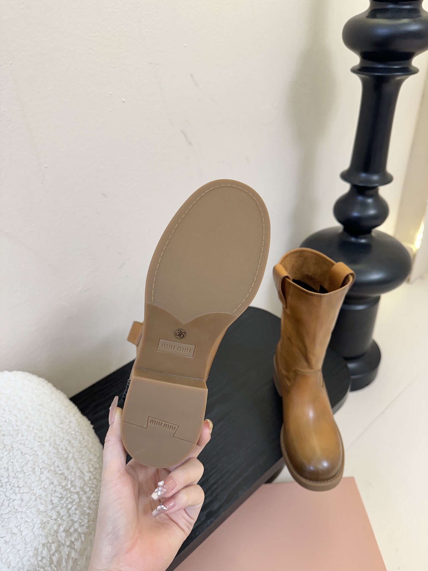 Miumiu谬谬朋克风秋冬机车造型长靴松弛感限量走秀款一双封神复古骑士靴切尔西短靴🤩怎么穿都好看今夏时髦