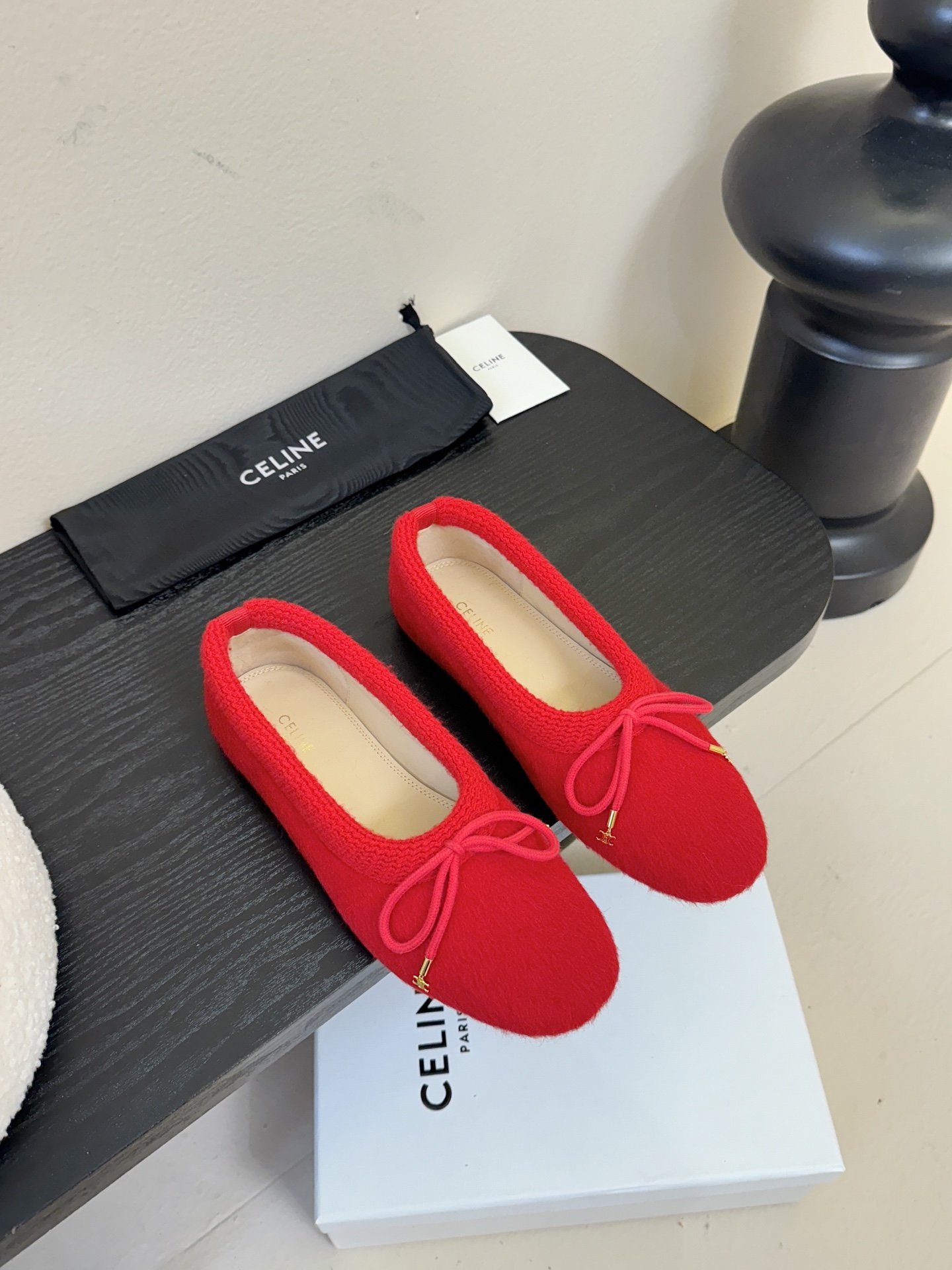 CELINE*赛琳F018 2025ss新款玛丽珍平底乐福鞋单鞋网红爆款来袭！各大网红抢先体验、Celi