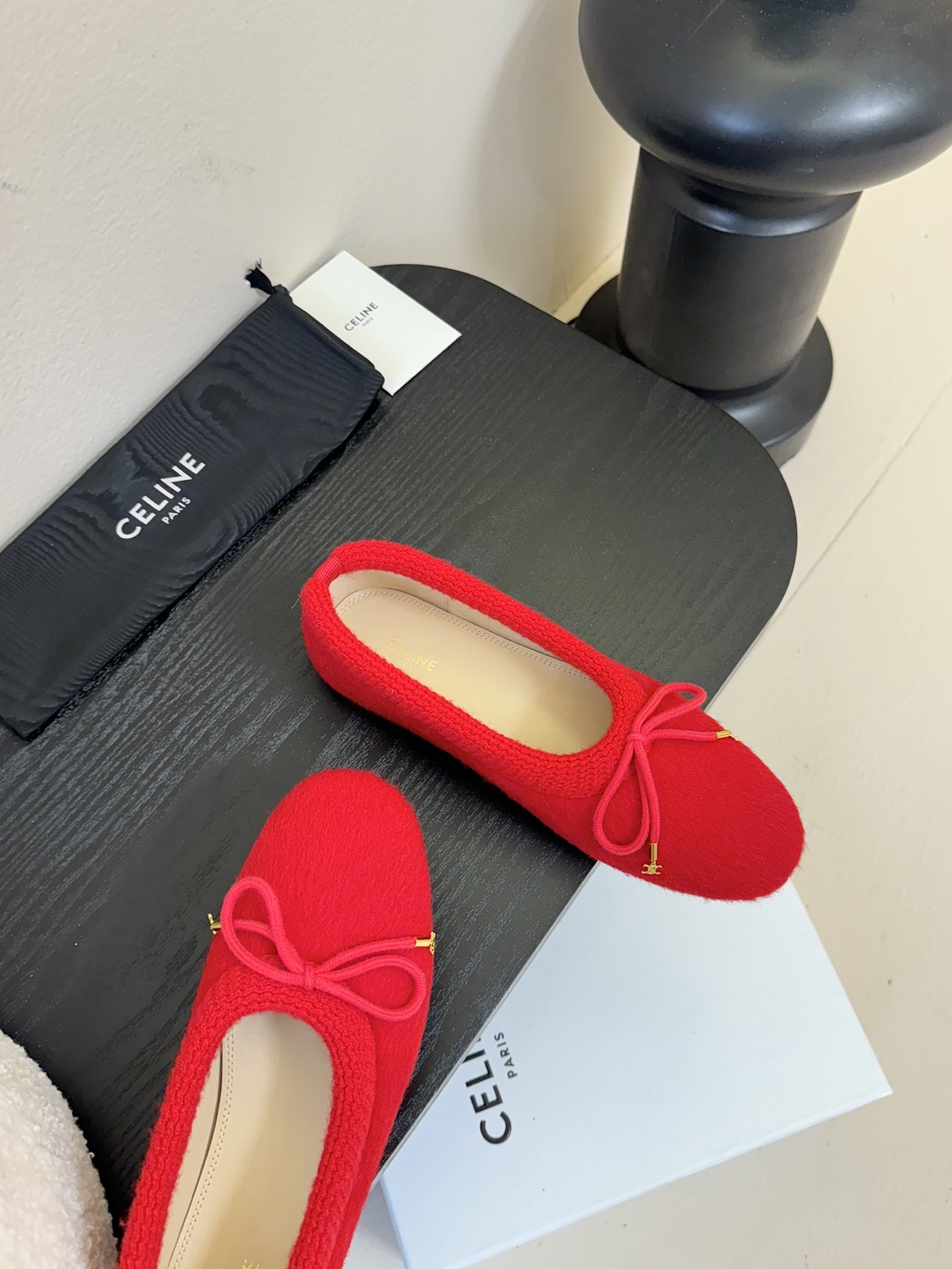 CELINE*赛琳F018 2025ss新款玛丽珍平底乐福鞋单鞋网红爆款来袭！各大网红抢先体验、Celi