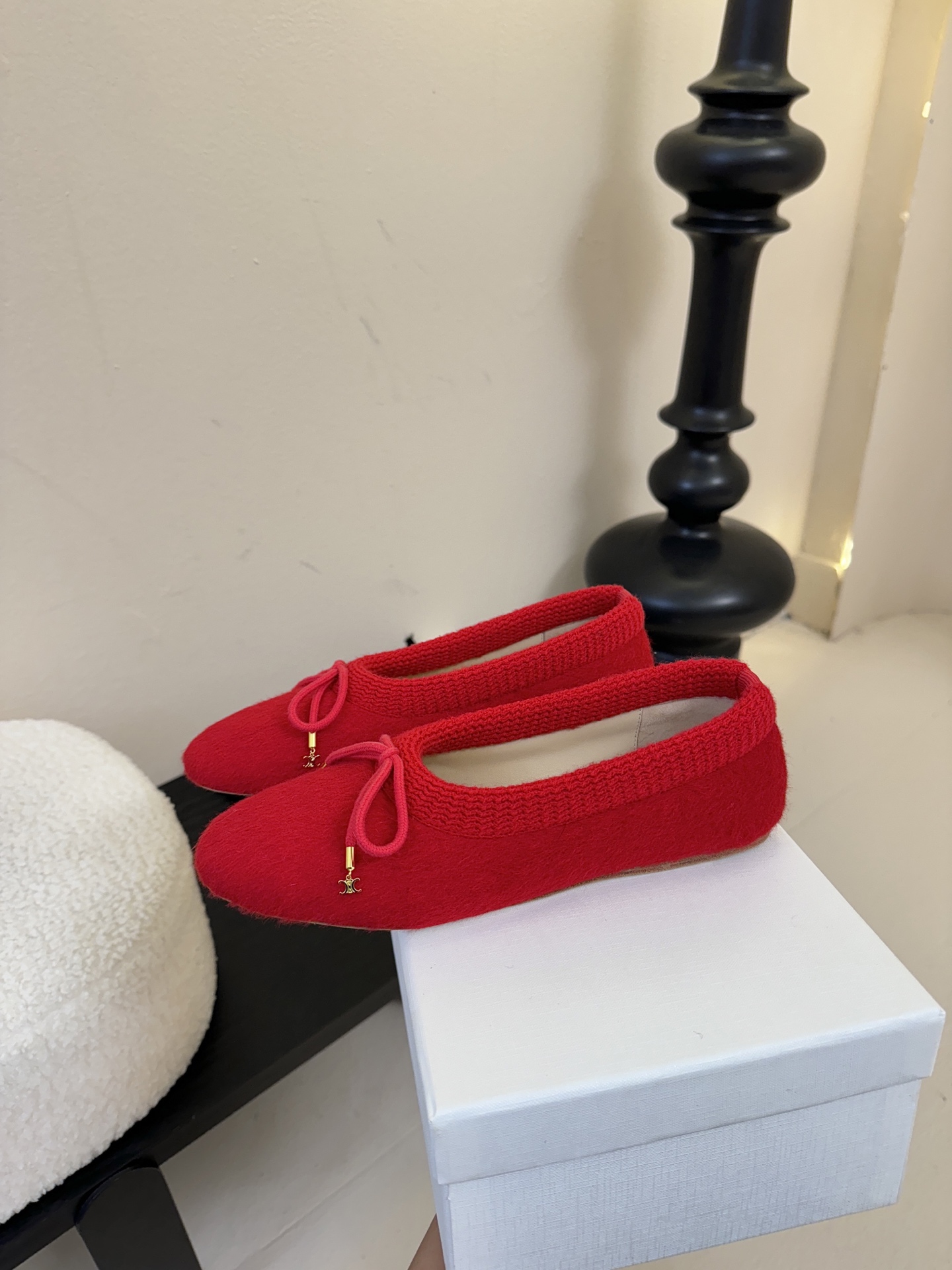 CELINE*赛琳F018 2025ss新款玛丽珍平底乐福鞋单鞋网红爆款来袭！各大网红抢先体验、Celi