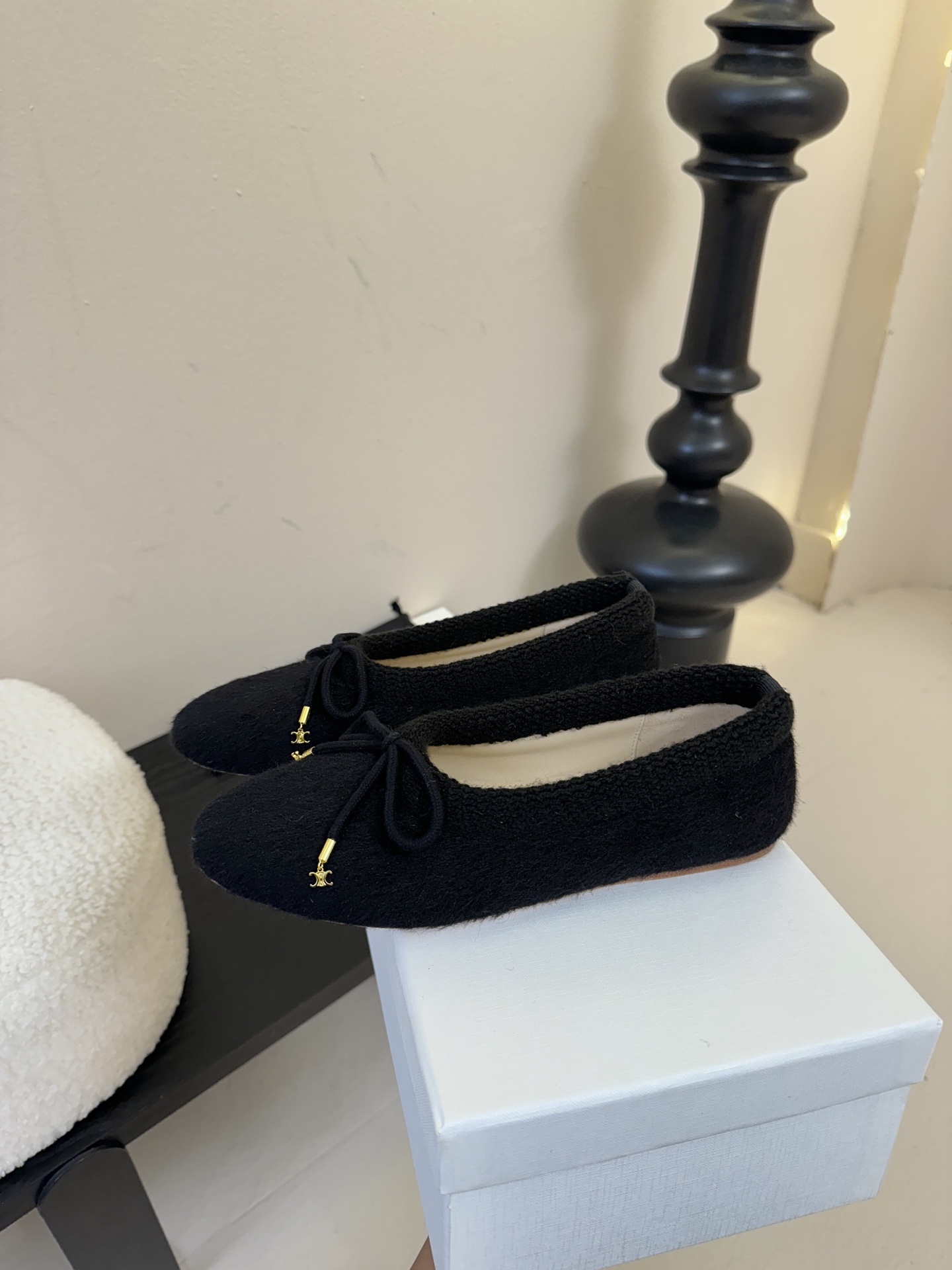 CELINE*赛琳F018 2025ss新款玛丽珍平底乐福鞋单鞋网红爆款来袭！各大网红抢先体验、Celi