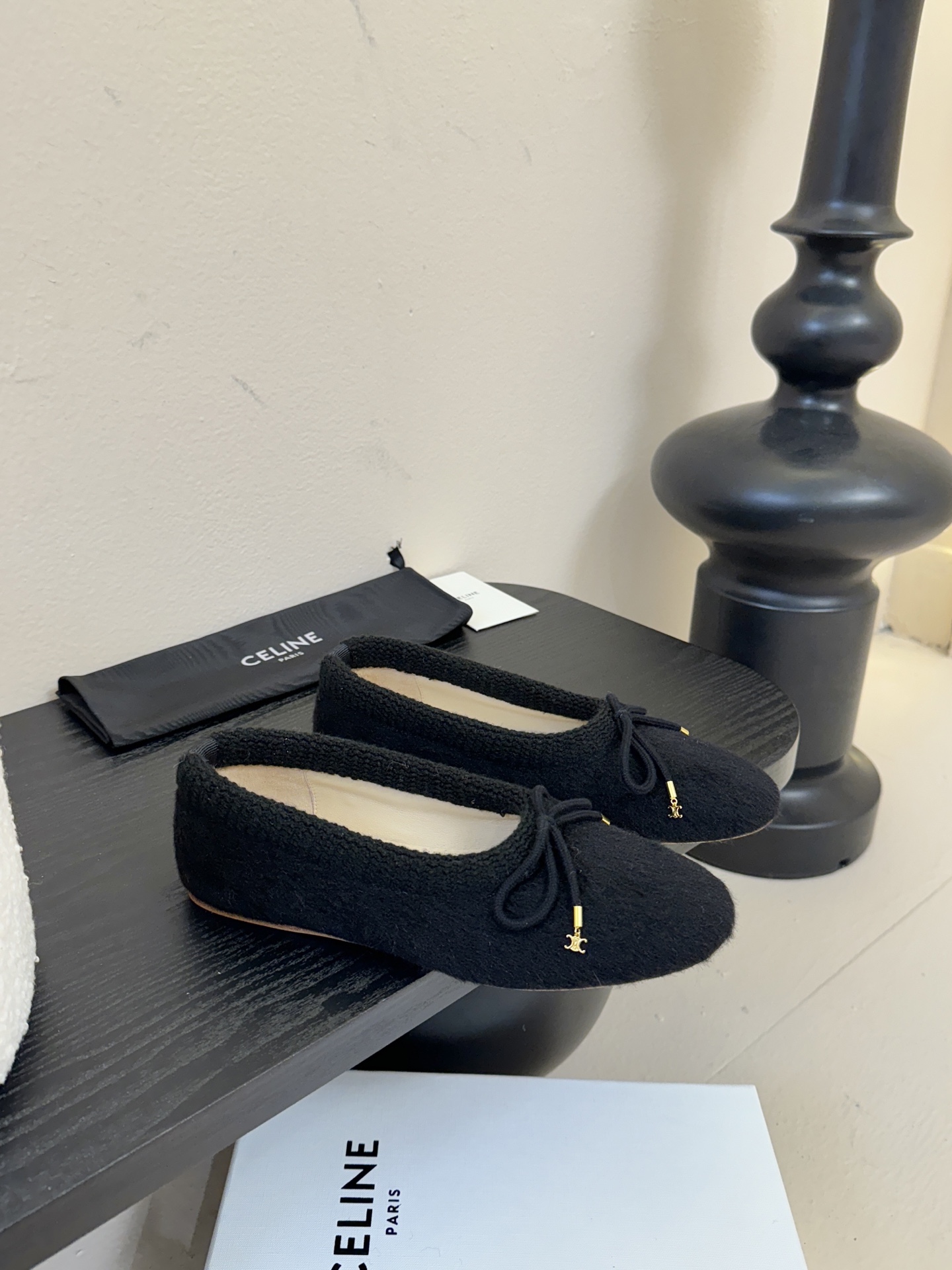 CELINE*赛琳F018 2025ss新款玛丽珍平底乐福鞋单鞋网红爆款来袭！各大网红抢先体验、Celi