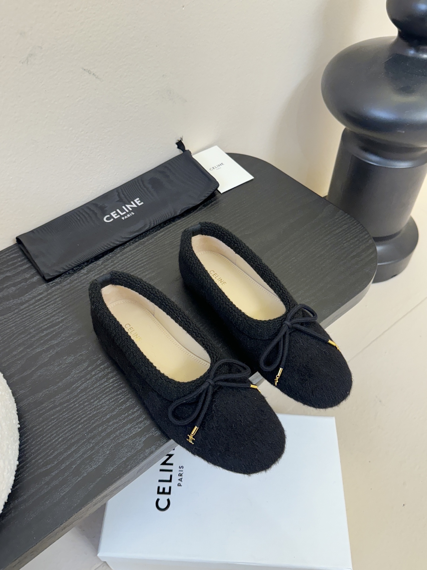 CELINE*赛琳F018 2025ss新款玛丽珍平底乐福鞋单鞋网红爆款来袭！各大网红抢先体验、Celi