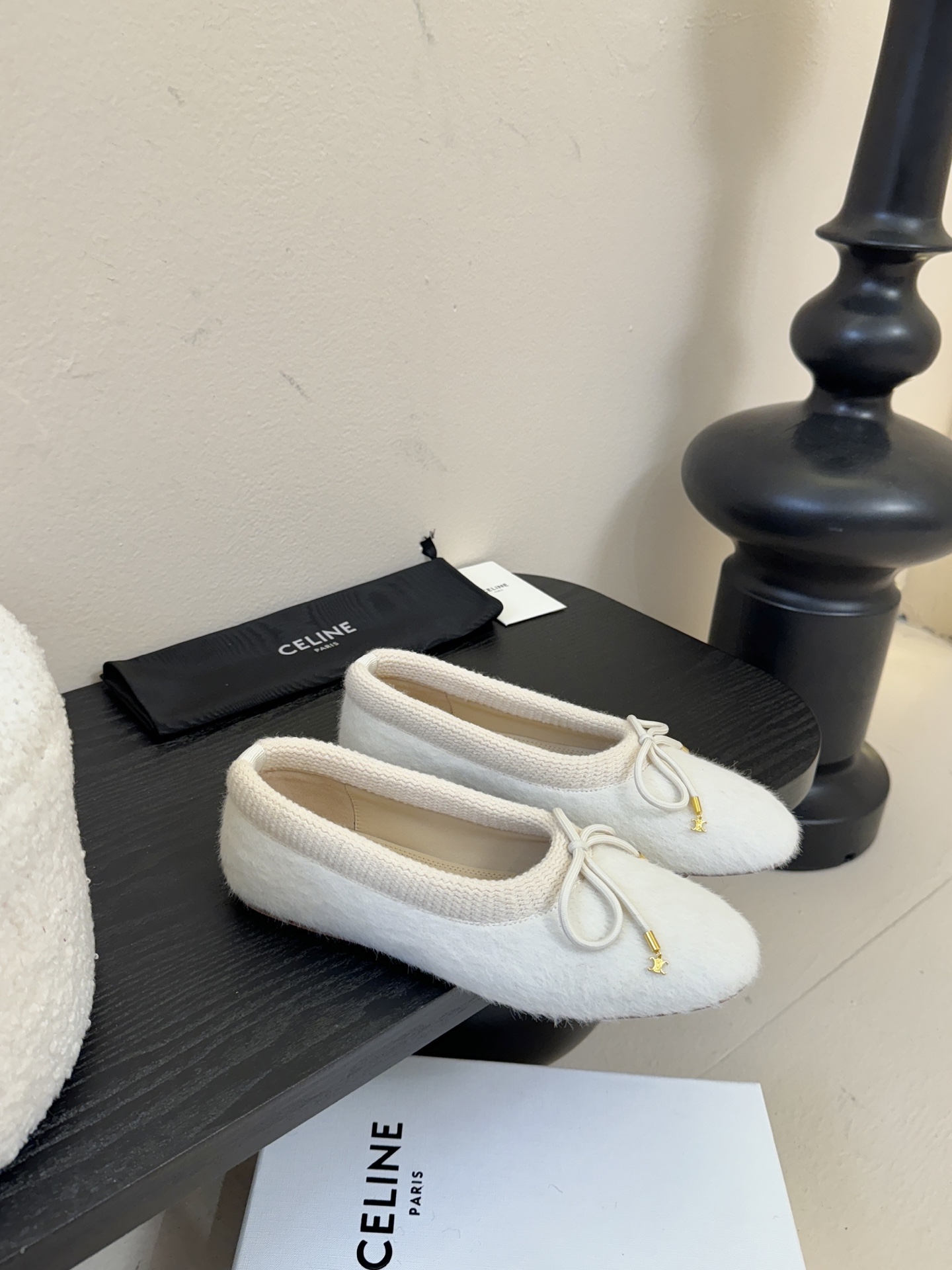 CELINE*赛琳F018 2025ss新款玛丽珍平底乐福鞋单鞋网红爆款来袭！各大网红抢先体验、Celi