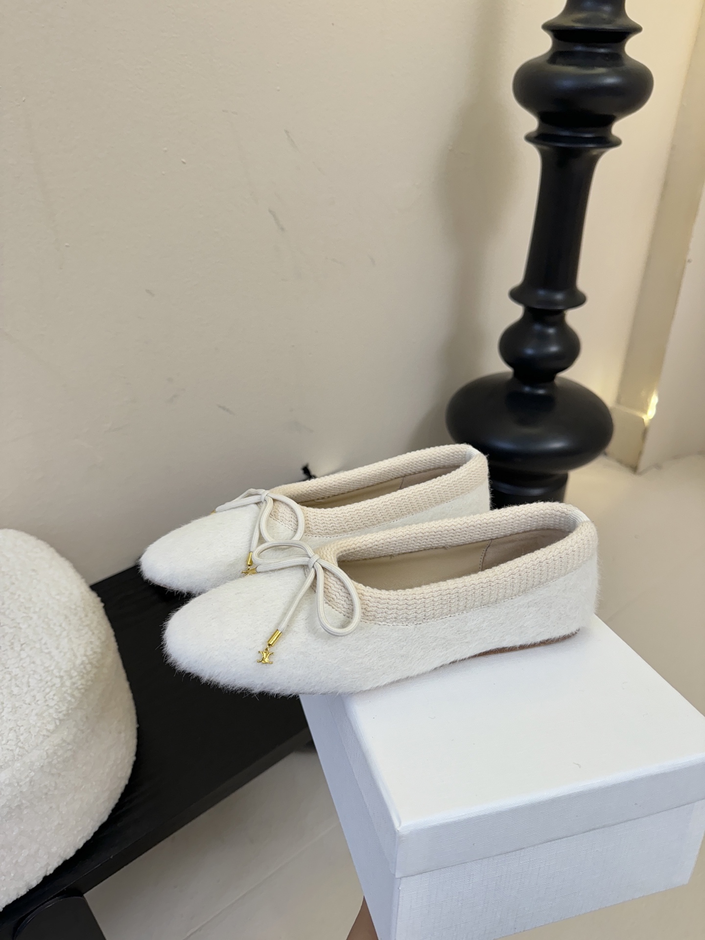 CELINE*赛琳F018 2025ss新款玛丽珍平底乐福鞋单鞋网红爆款来袭！各大网红抢先体验、Celi