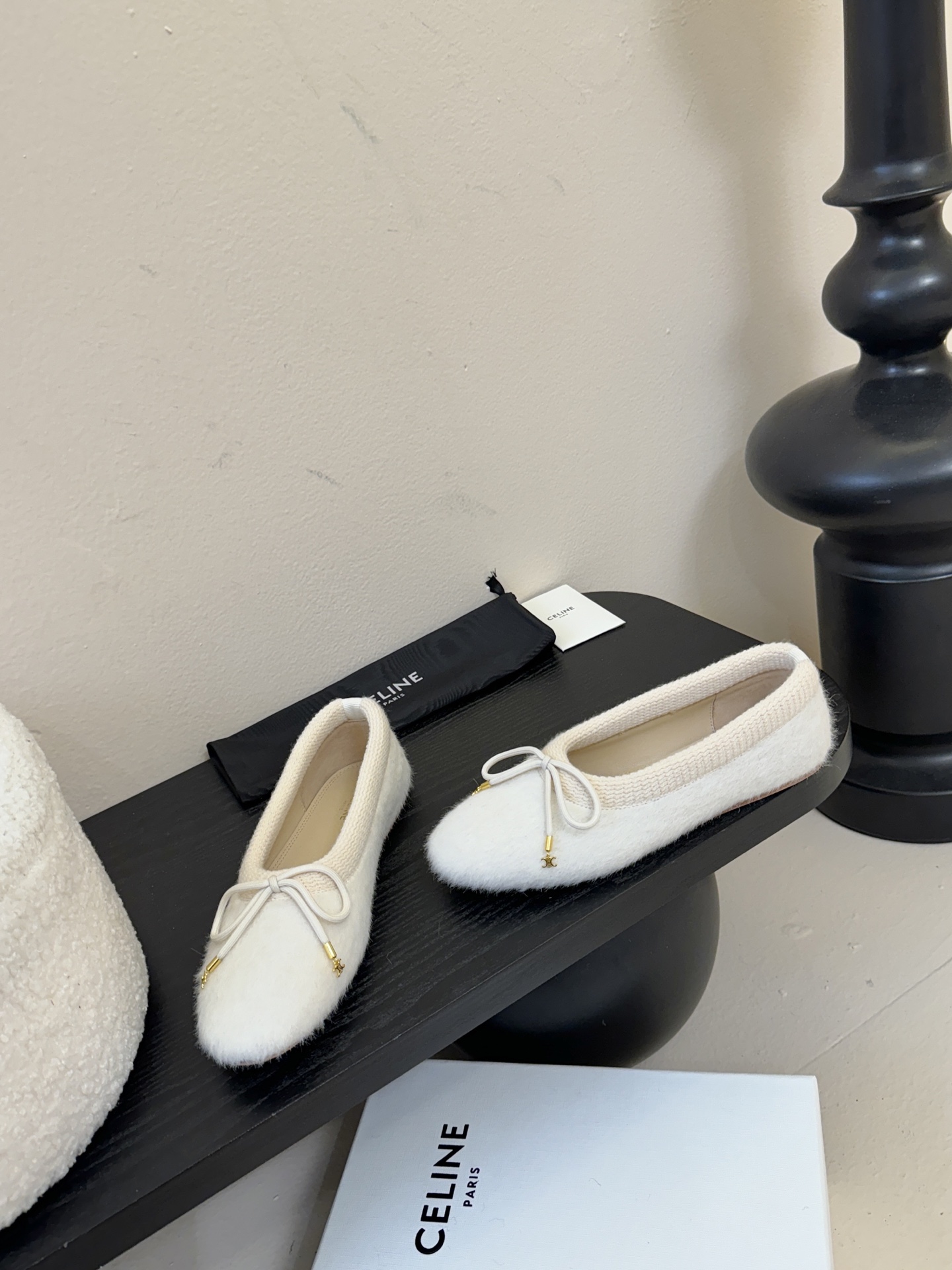 CELINE*赛琳F018 2025ss新款玛丽珍平底乐福鞋单鞋网红爆款来袭！各大网红抢先体验、Celi