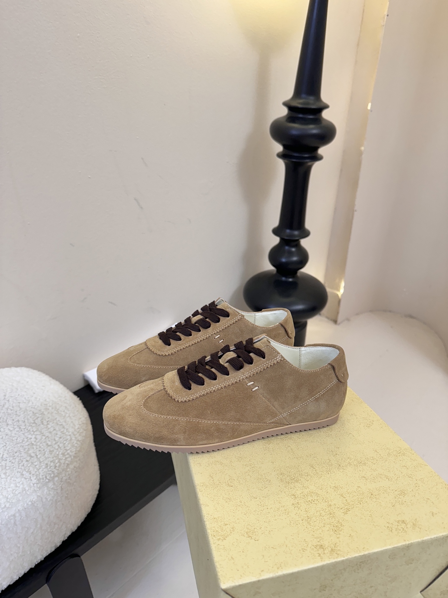 小众潮牌🔥The ro*26春夏新款极简主义拼色系带休闲鞋阿甘德训鞋！这款低帮运动鞋是打造极简主义休闲夏