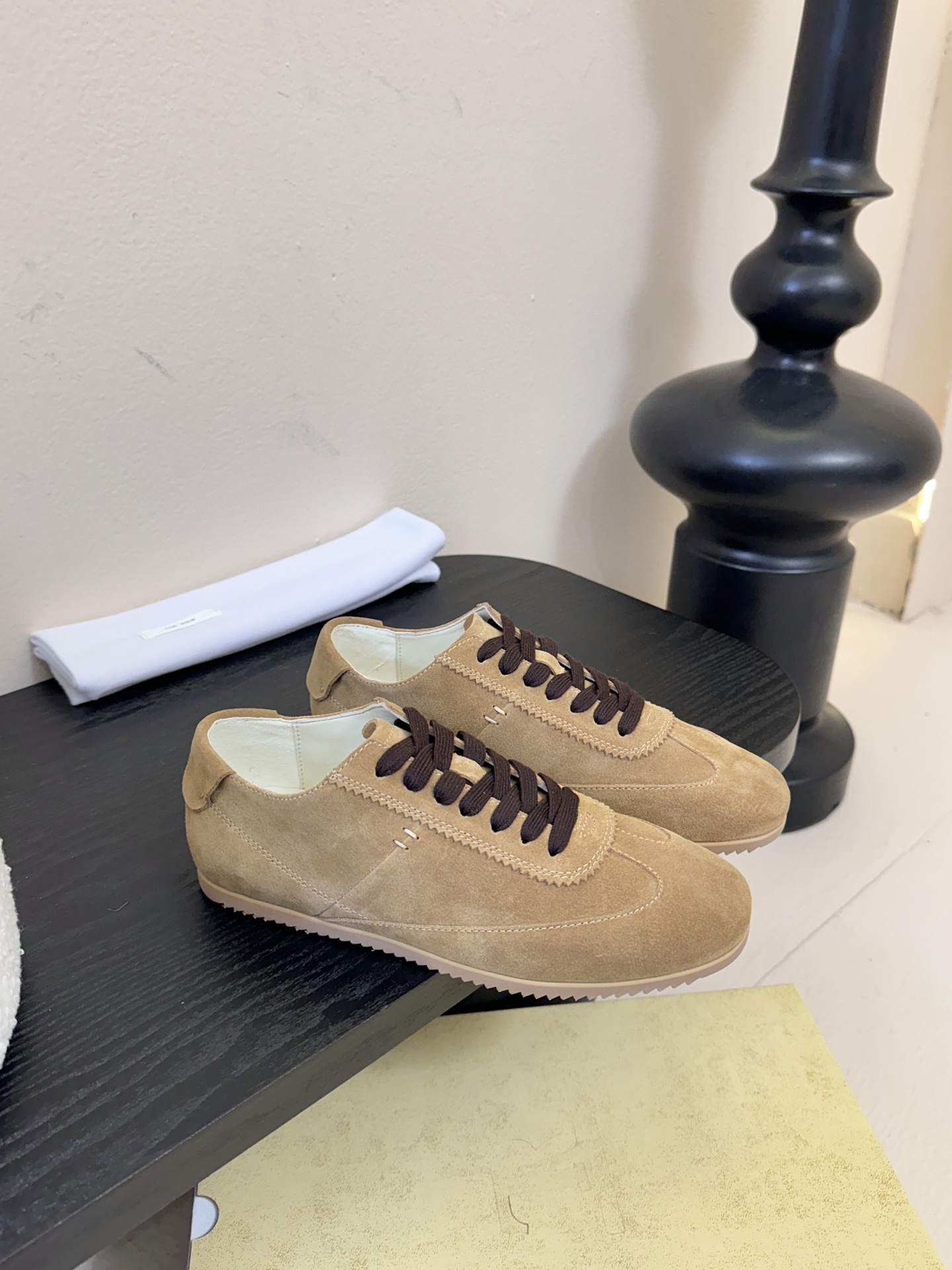 小众潮牌🔥The ro*26春夏新款极简主义拼色系带休闲鞋阿甘德训鞋！这款低帮运动鞋是打造极简主义休闲夏