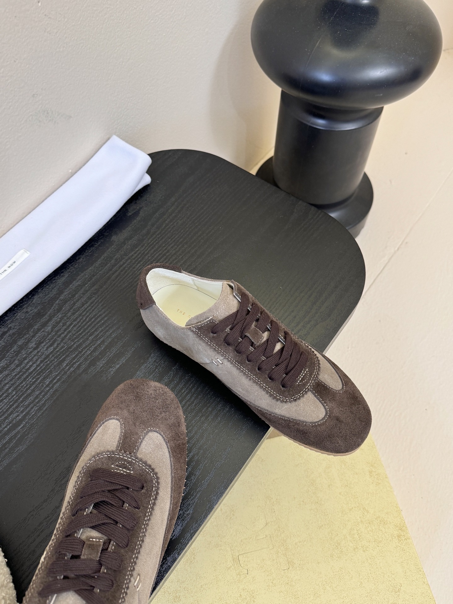 小众潮牌🔥The ro*26春夏新款极简主义拼色系带休闲鞋阿甘德训鞋！这款低帮运动鞋是打造极简主义休闲夏