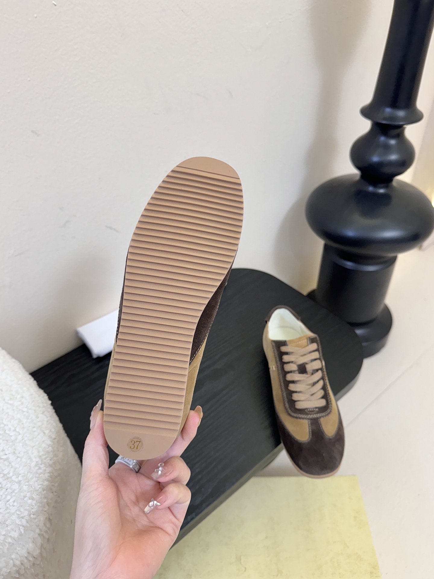 小众潮牌🔥The ro*26春夏新款极简主义拼色系带休闲鞋阿甘德训鞋！这款低帮运动鞋是打造极简主义休闲夏