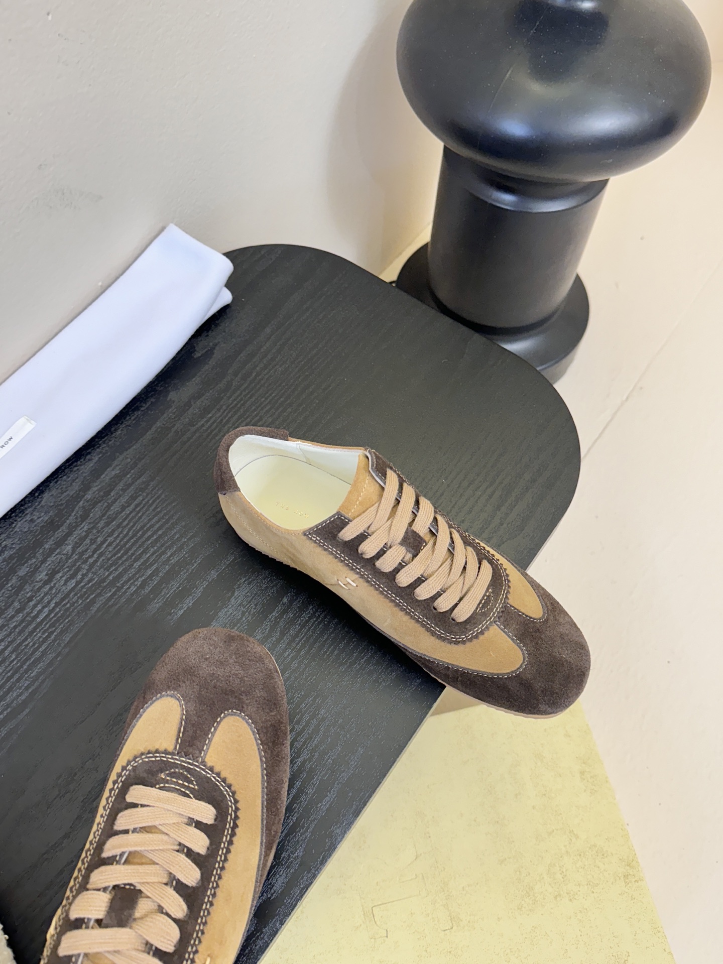 小众潮牌🔥The ro*26春夏新款极简主义拼色系带休闲鞋阿甘德训鞋！这款低帮运动鞋是打造极简主义休闲夏