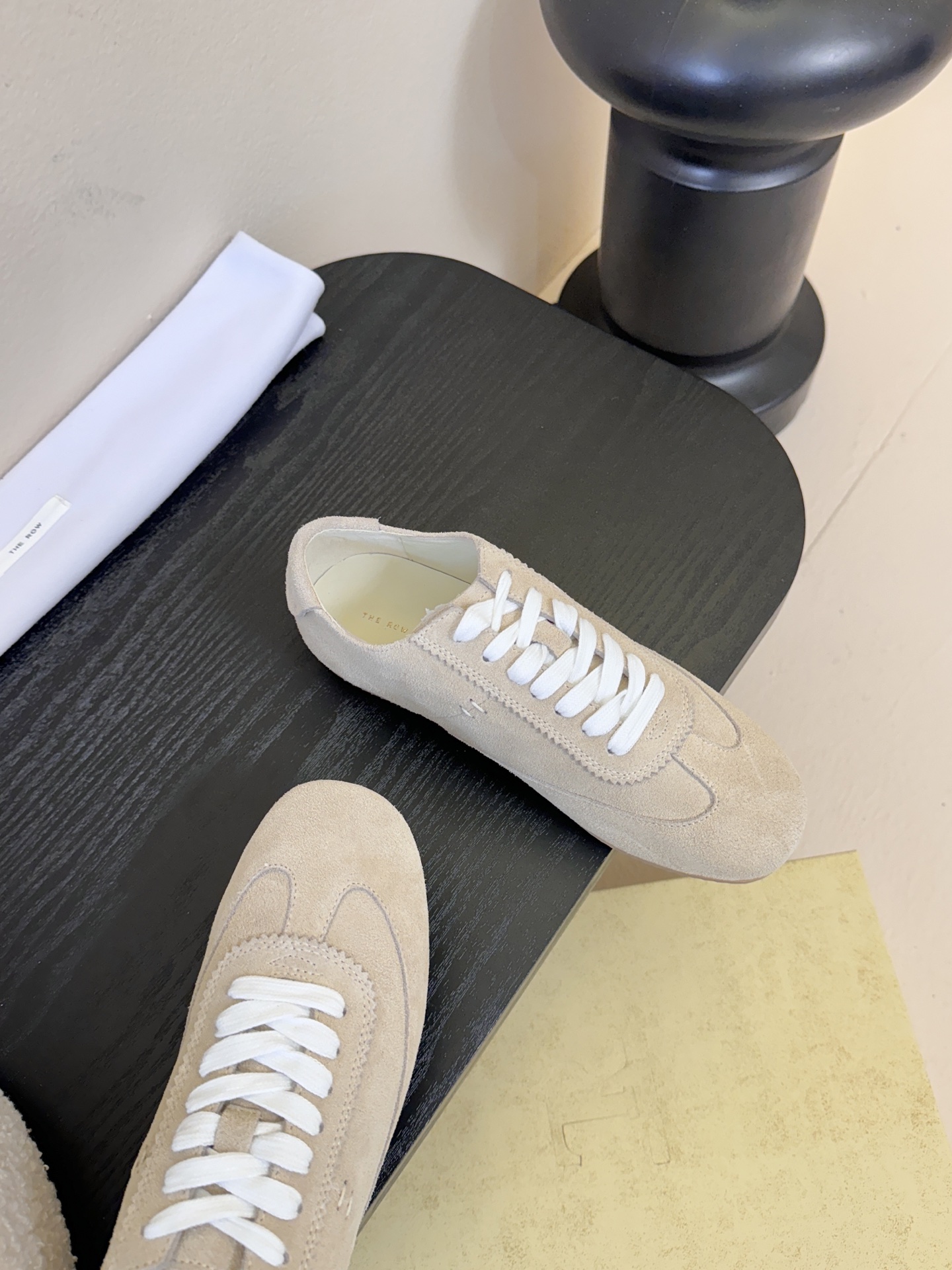 小众潮牌🔥The ro*26春夏新款极简主义拼色系带休闲鞋阿甘德训鞋！这款低帮运动鞋是打造极简主义休闲夏