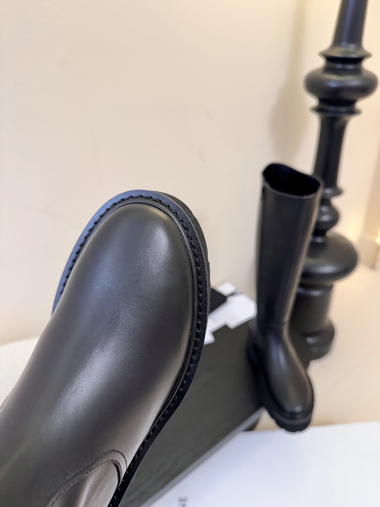 【CELINE·思琳】赛琳2025秋冬款BULKY BUCKLED系列拼色一脚蹬交叉搭扣长靴松紧带帆布短