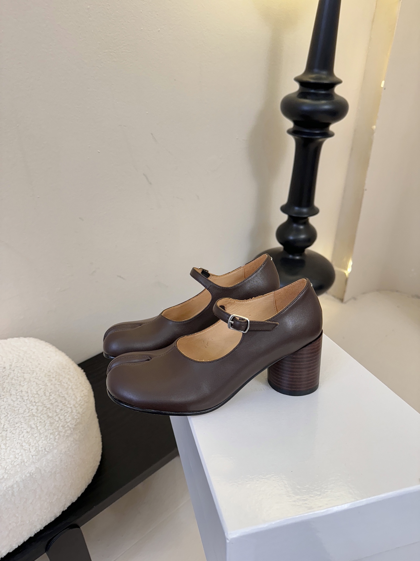 MM6新款圆跟分指鞋 丑萌丑萌的百搭舒适型 穿搭率超高的四季单品进口牛皮面/牛皮内里、踮脚意大利真皮大底