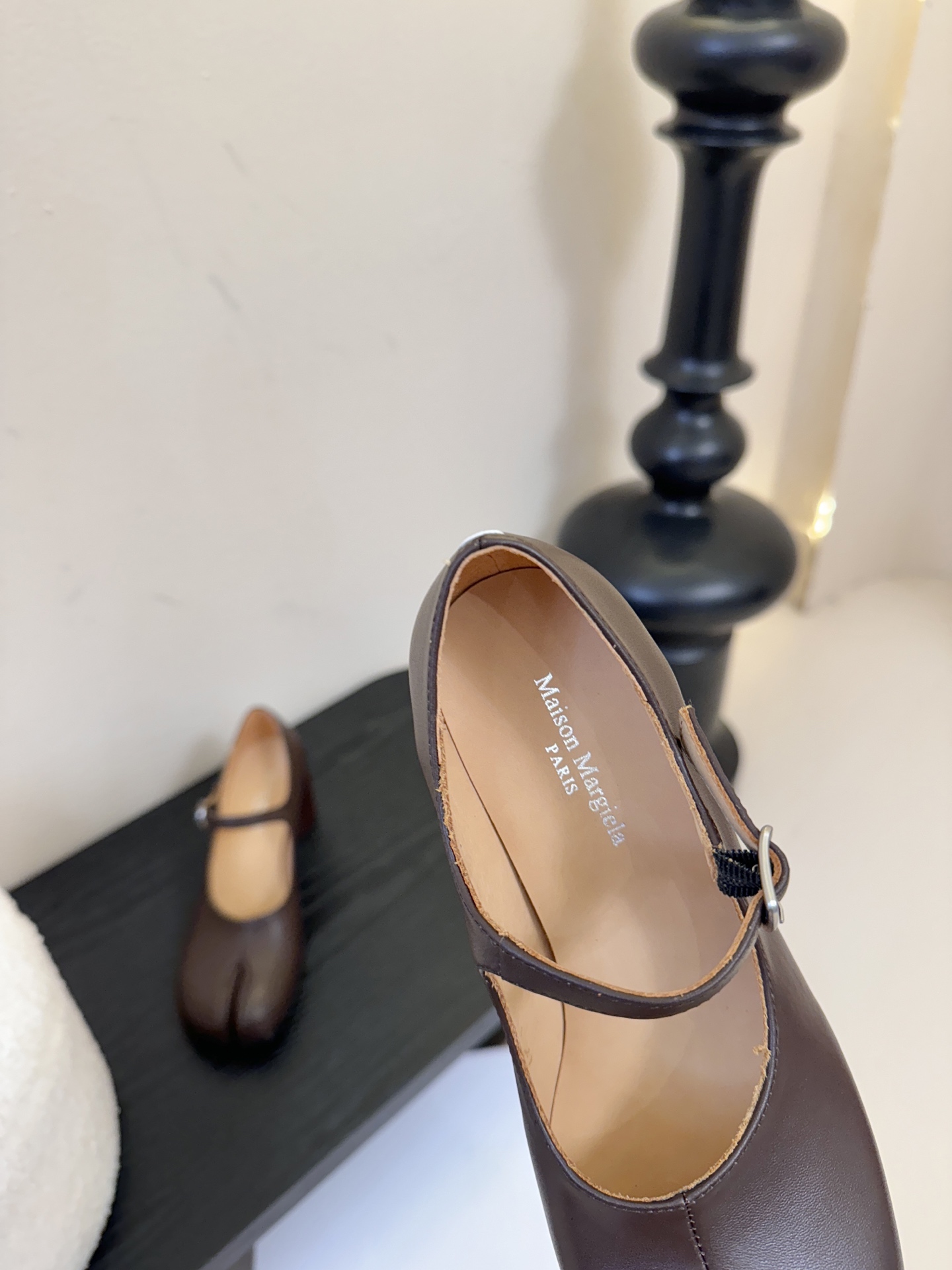 MM6新款圆跟分指鞋 丑萌丑萌的百搭舒适型 穿搭率超高的四季单品进口牛皮面/牛皮内里、踮脚意大利真皮大底