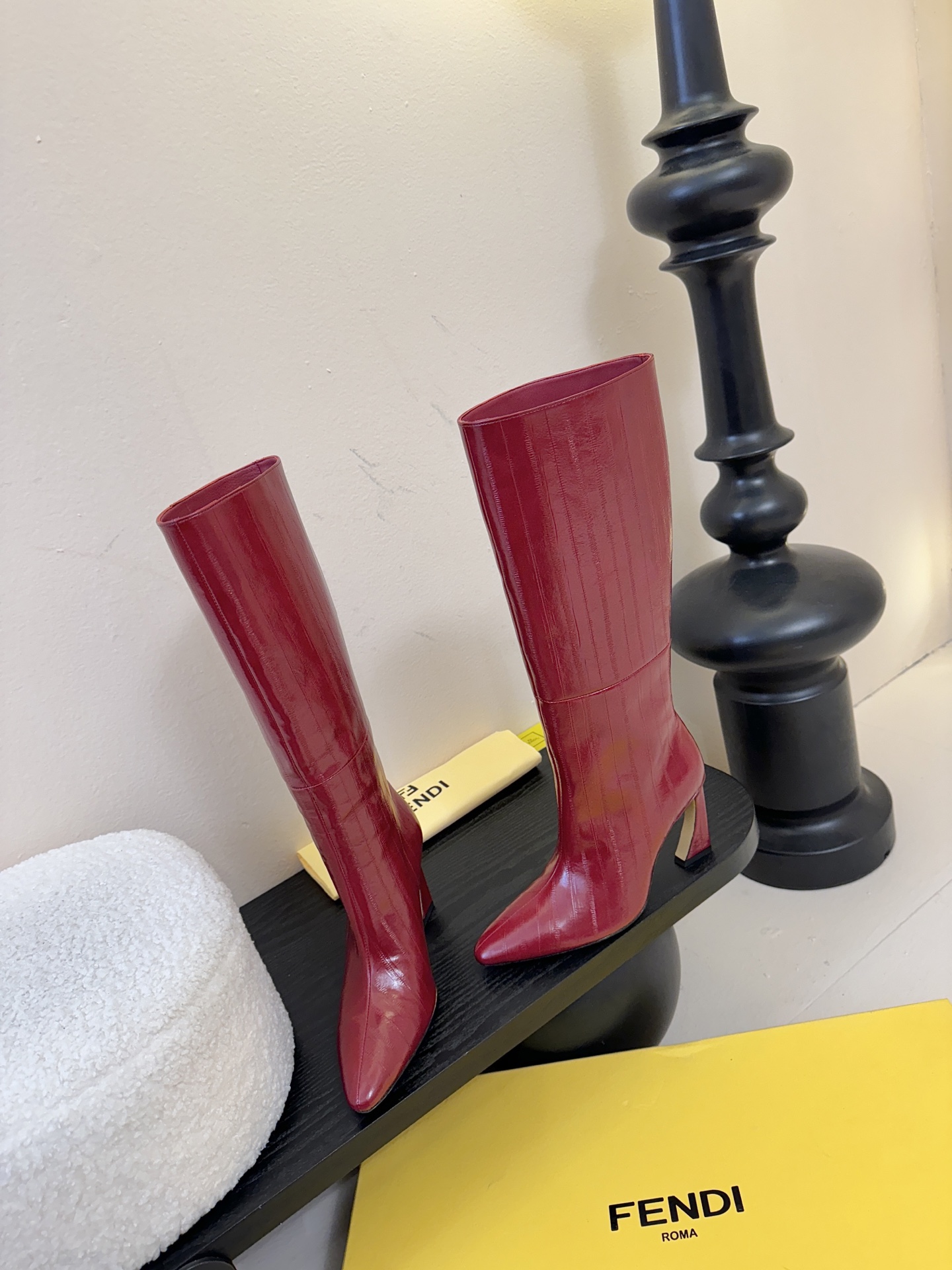 FENDI芬迪 25新切尔西骑士靴YYDS→_→FD又出美靴啦 经典FF老花高级特殊压印 开模原版分体五