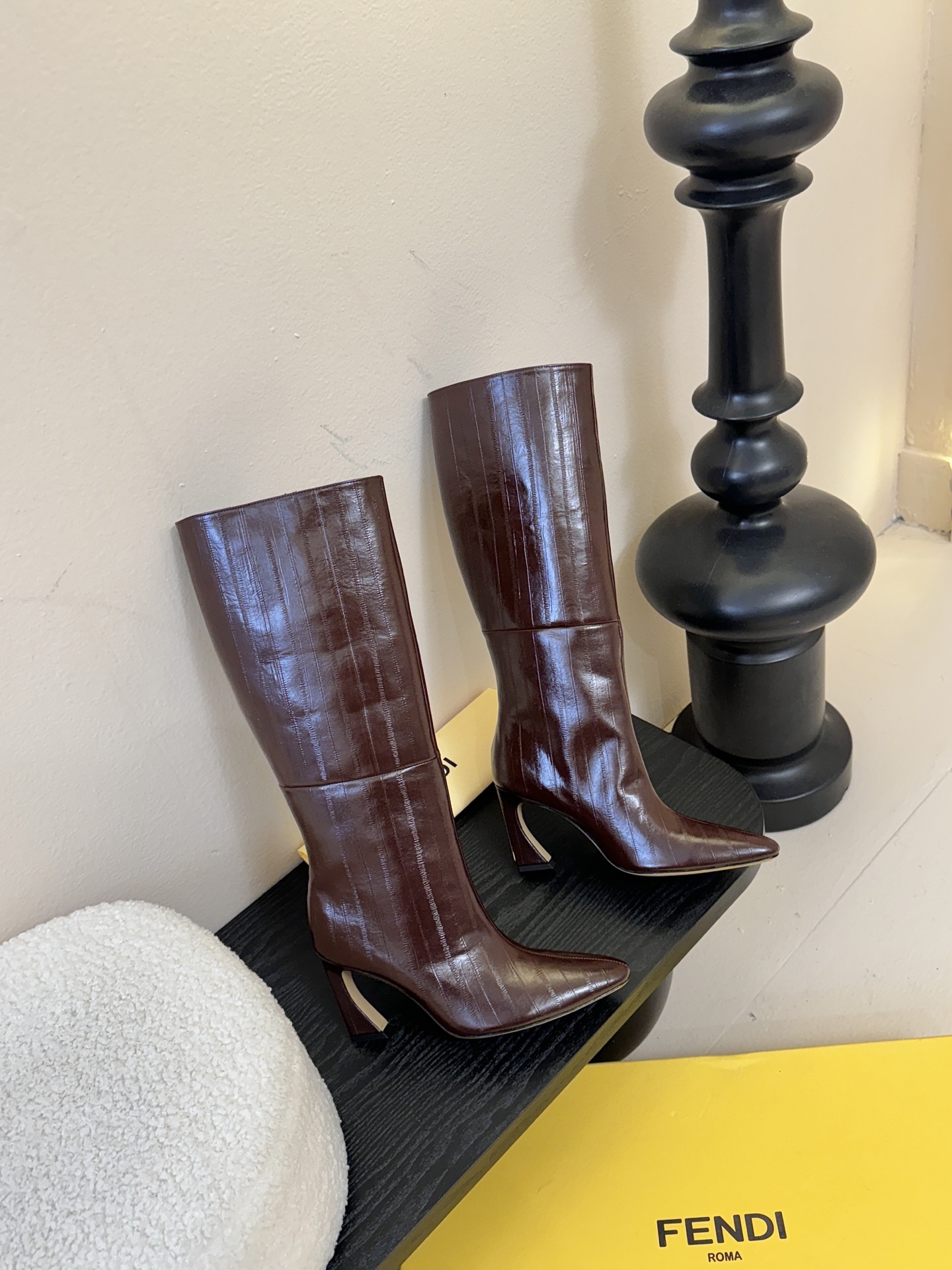 FENDI芬迪 25新切尔西骑士靴YYDS→_→FD又出美靴啦 经典FF老花高级特殊压印 开模原版分体五