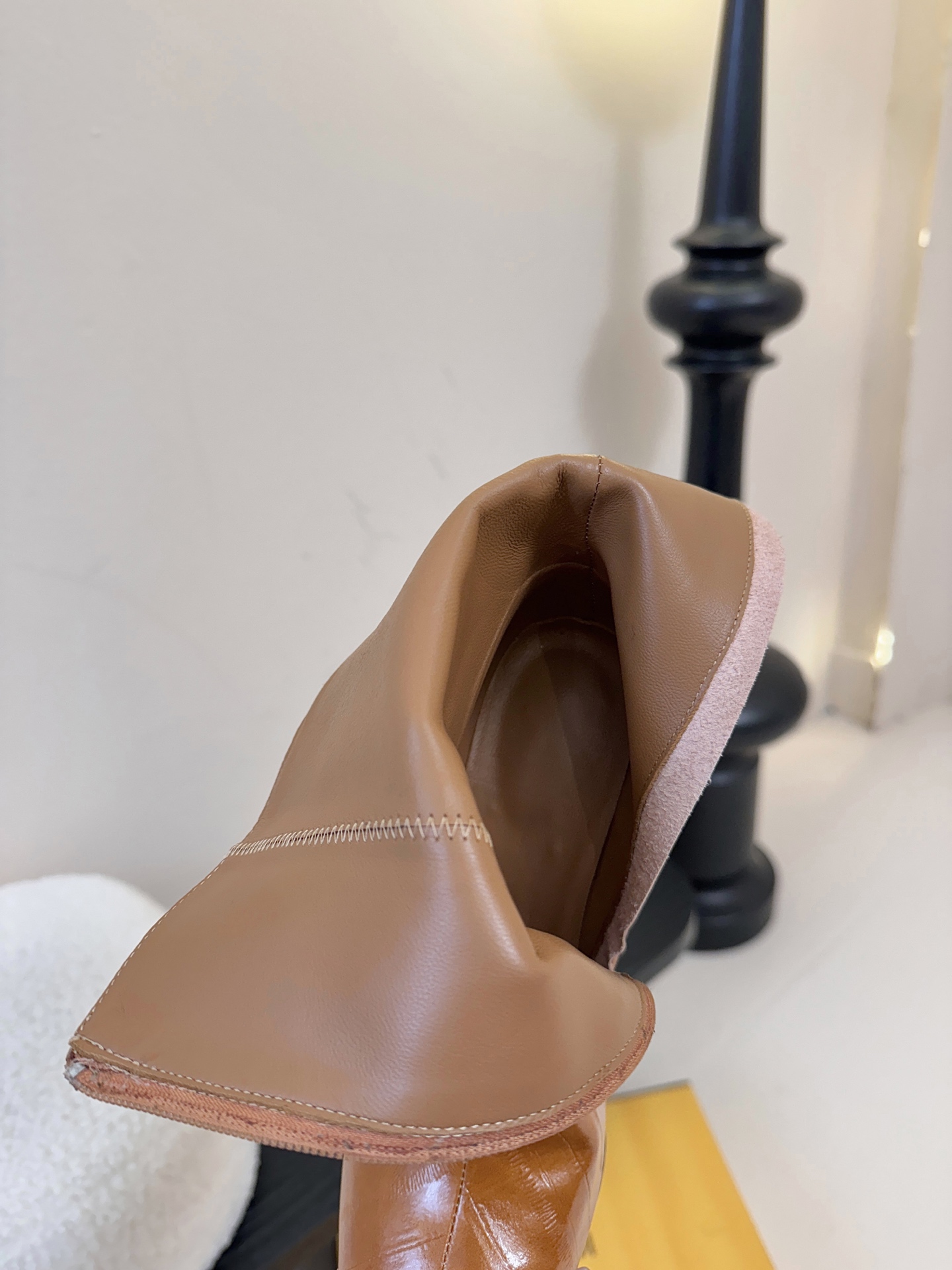 FENDI芬迪 25新切尔西短靴短靴 YYDS→_→FD又出美靴啦 经典FF老花高级特殊压印 开模原版分