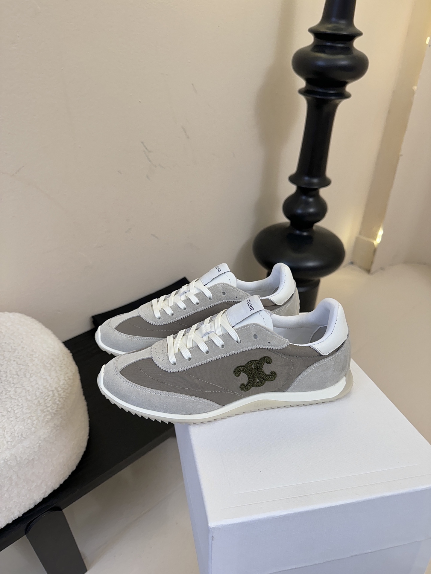 CELINE 休闲运动鞋‼️整双鞋子采购Zp开发打造，全部定制材料，独家开模大底，细节全部对版出货，连包