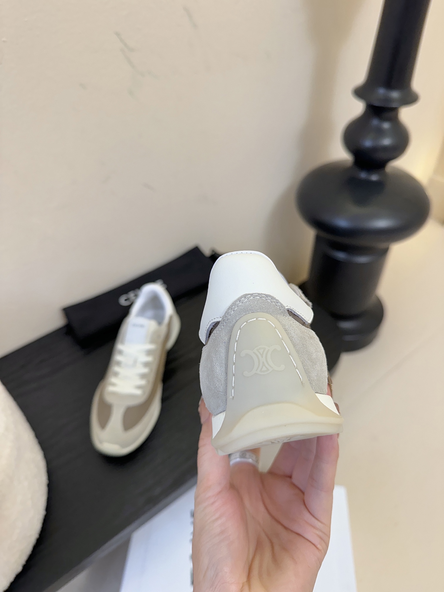 CELINE 休闲运动鞋‼️整双鞋子采购Zp开发打造，全部定制材料，独家开模大底，细节全部对版出货，连包