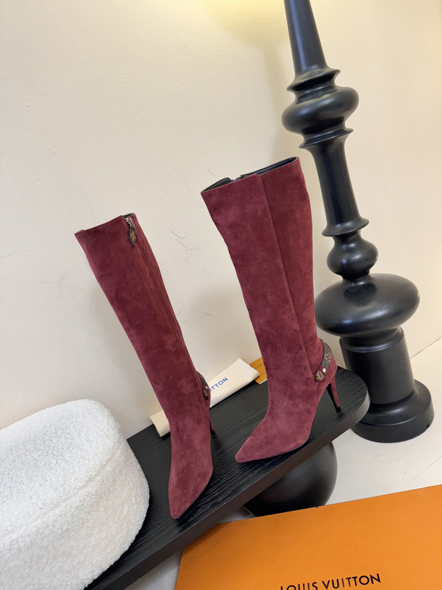 L驴家靴子系列推出 🔥最高端版本‼️1：1复制颜色高雅， 原鞋开发楦型🆗 整体线条流畅 按原版扣件开发 