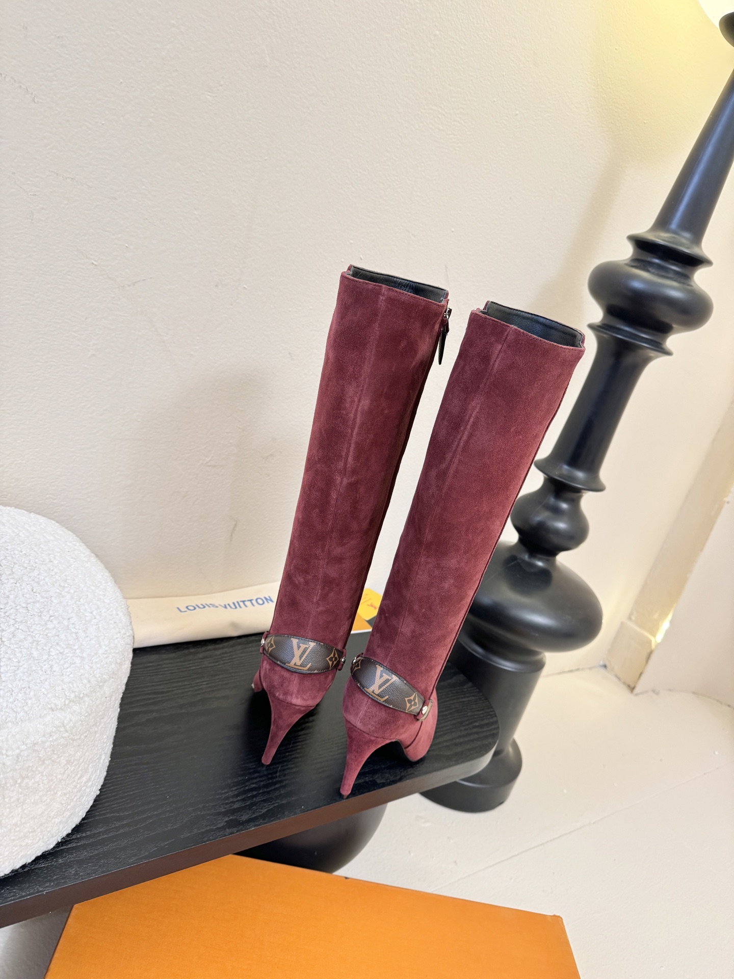 L驴家靴子系列推出 🔥最高端版本‼️1：1复制颜色高雅， 原鞋开发楦型🆗 整体线条流畅 按原版扣件开发 