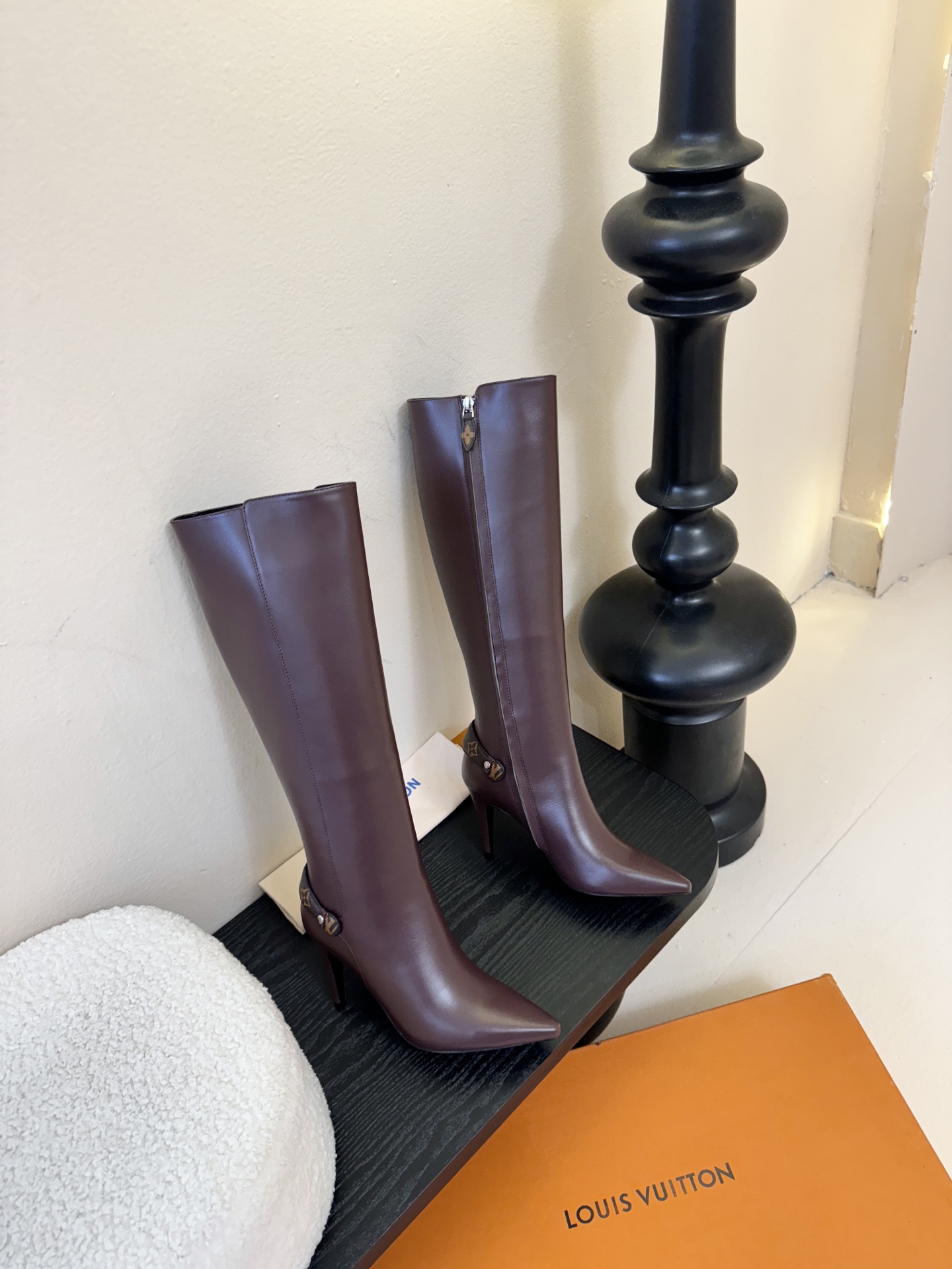 L驴家靴子系列推出 🔥最高端版本‼️1：1复制颜色高雅， 原鞋开发楦型🆗 整体线条流畅 按原版扣件开发 