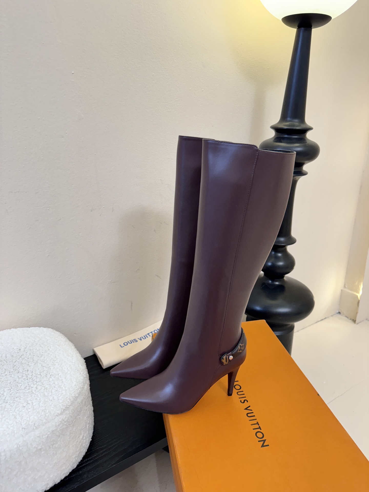 L驴家靴子系列推出 🔥最高端版本‼️1：1复制颜色高雅， 原鞋开发楦型🆗 整体线条流畅 按原版扣件开发 