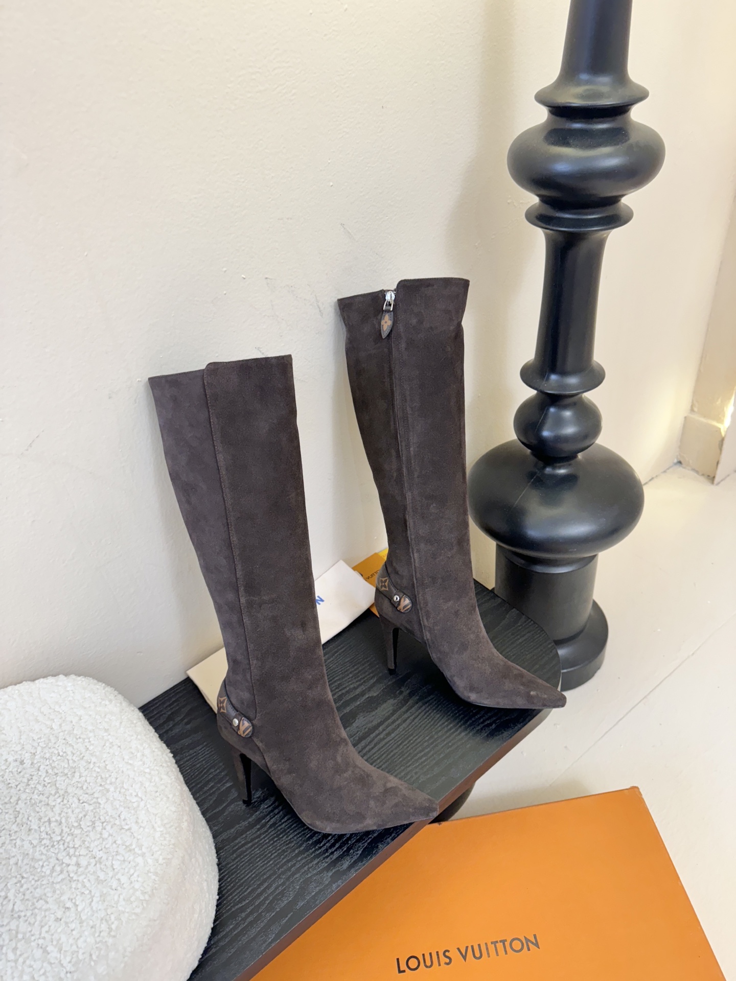 L驴家靴子系列推出 🔥最高端版本‼️1：1复制颜色高雅， 原鞋开发楦型🆗 整体线条流畅 按原版扣件开发 