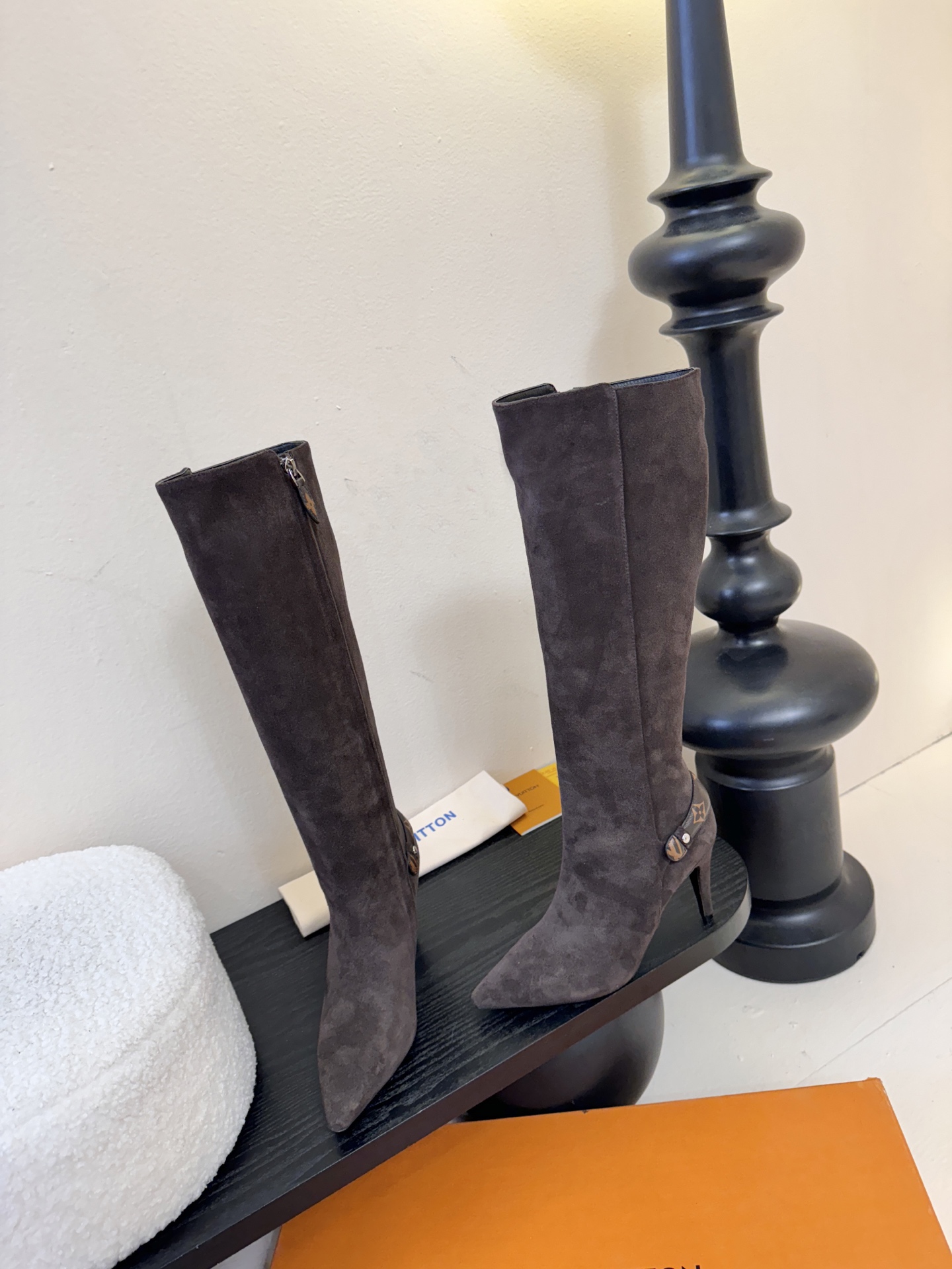 L驴家靴子系列推出 🔥最高端版本‼️1：1复制颜色高雅， 原鞋开发楦型🆗 整体线条流畅 按原版扣件开发 