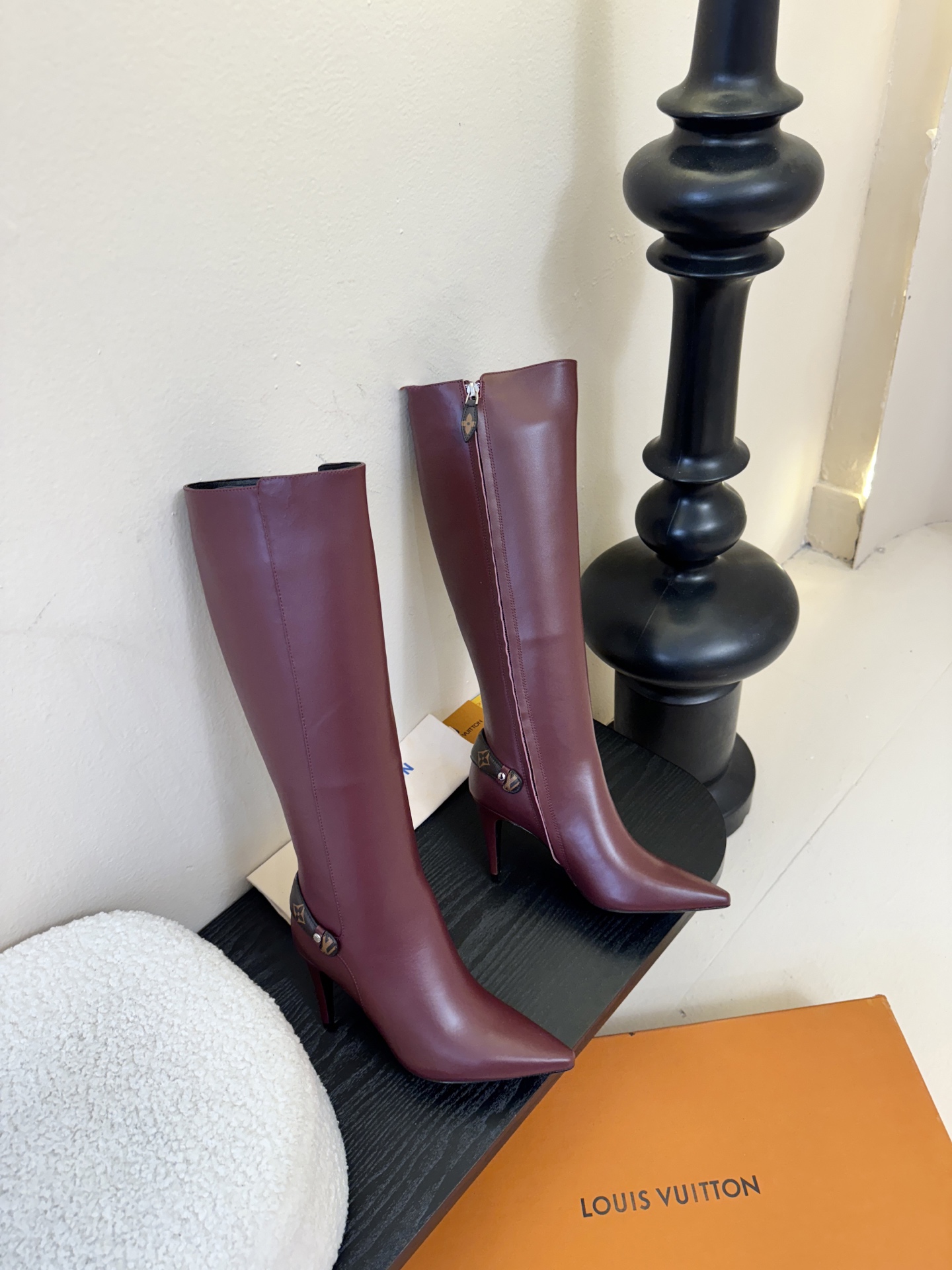 L驴家靴子系列推出 🔥最高端版本‼️1：1复制颜色高雅， 原鞋开发楦型🆗 整体线条流畅 按原版扣件开发 