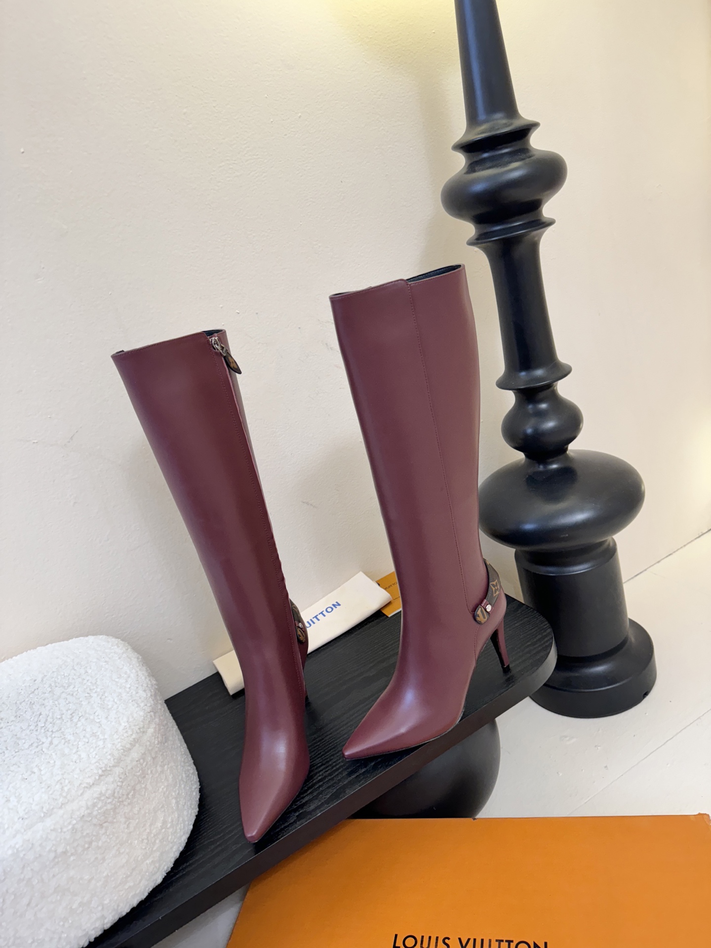 L驴家靴子系列推出 🔥最高端版本‼️1：1复制颜色高雅， 原鞋开发楦型🆗 整体线条流畅 按原版扣件开发 