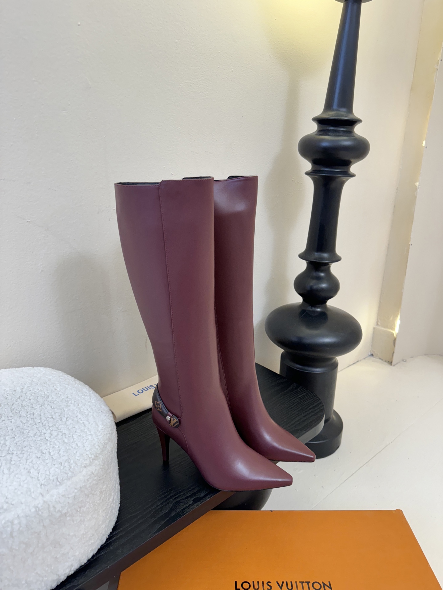 L驴家靴子系列推出 🔥最高端版本‼️1：1复制颜色高雅， 原鞋开发楦型🆗 整体线条流畅 按原版扣件开发 