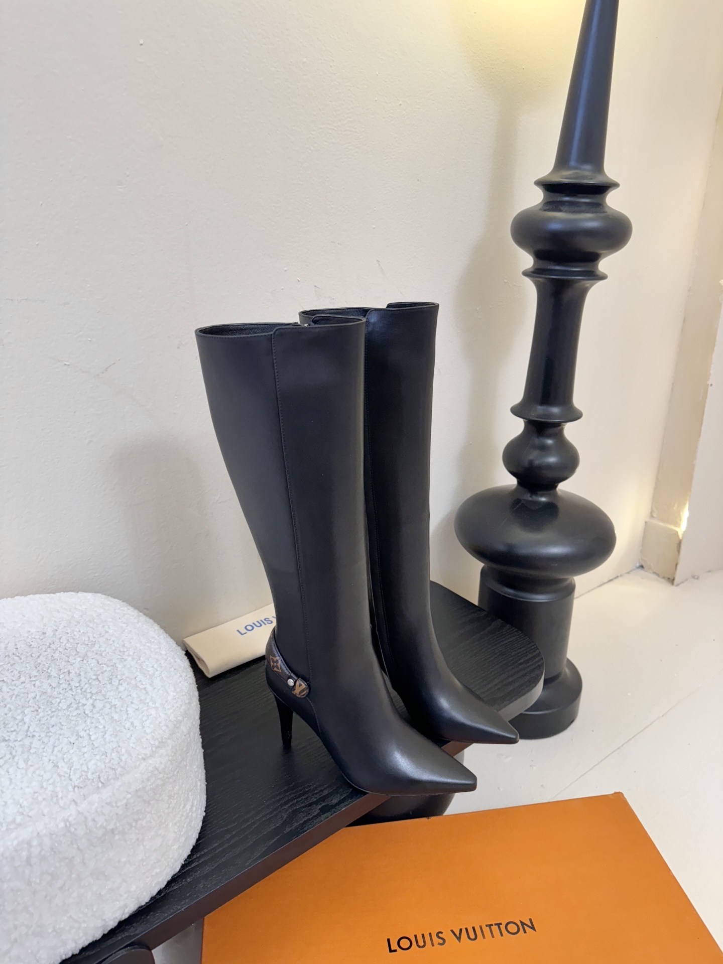 L驴家靴子系列推出 🔥最高端版本‼️1：1复制颜色高雅， 原鞋开发楦型🆗 整体线条流畅 按原版扣件开发 