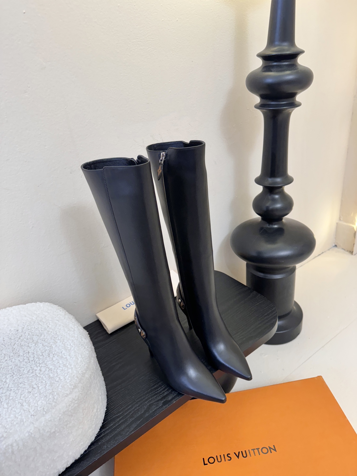 L驴家靴子系列推出 🔥最高端版本‼️1：1复制颜色高雅， 原鞋开发楦型🆗 整体线条流畅 按原版扣件开发 