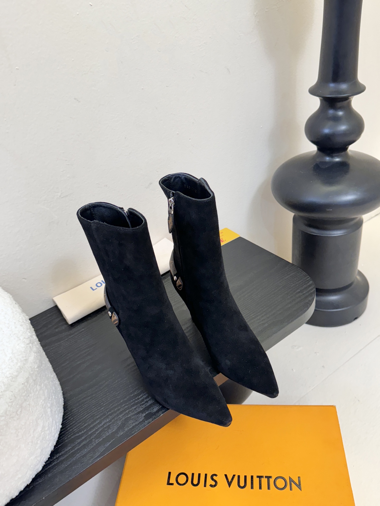 L驴家靴子系列推出 🔥最高端版本‼️1：1复制颜色高雅， 原鞋开发楦型🆗 整体线条流畅 按原版扣件开发 