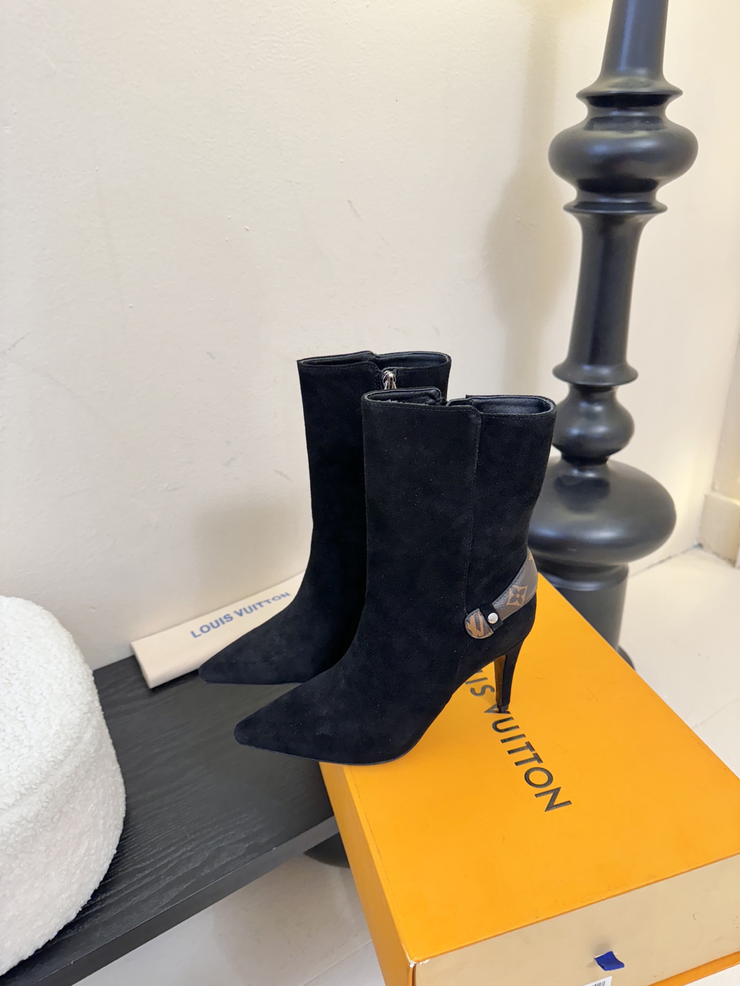 L驴家靴子系列推出 🔥最高端版本‼️1：1复制颜色高雅， 原鞋开发楦型🆗 整体线条流畅 按原版扣件开发 