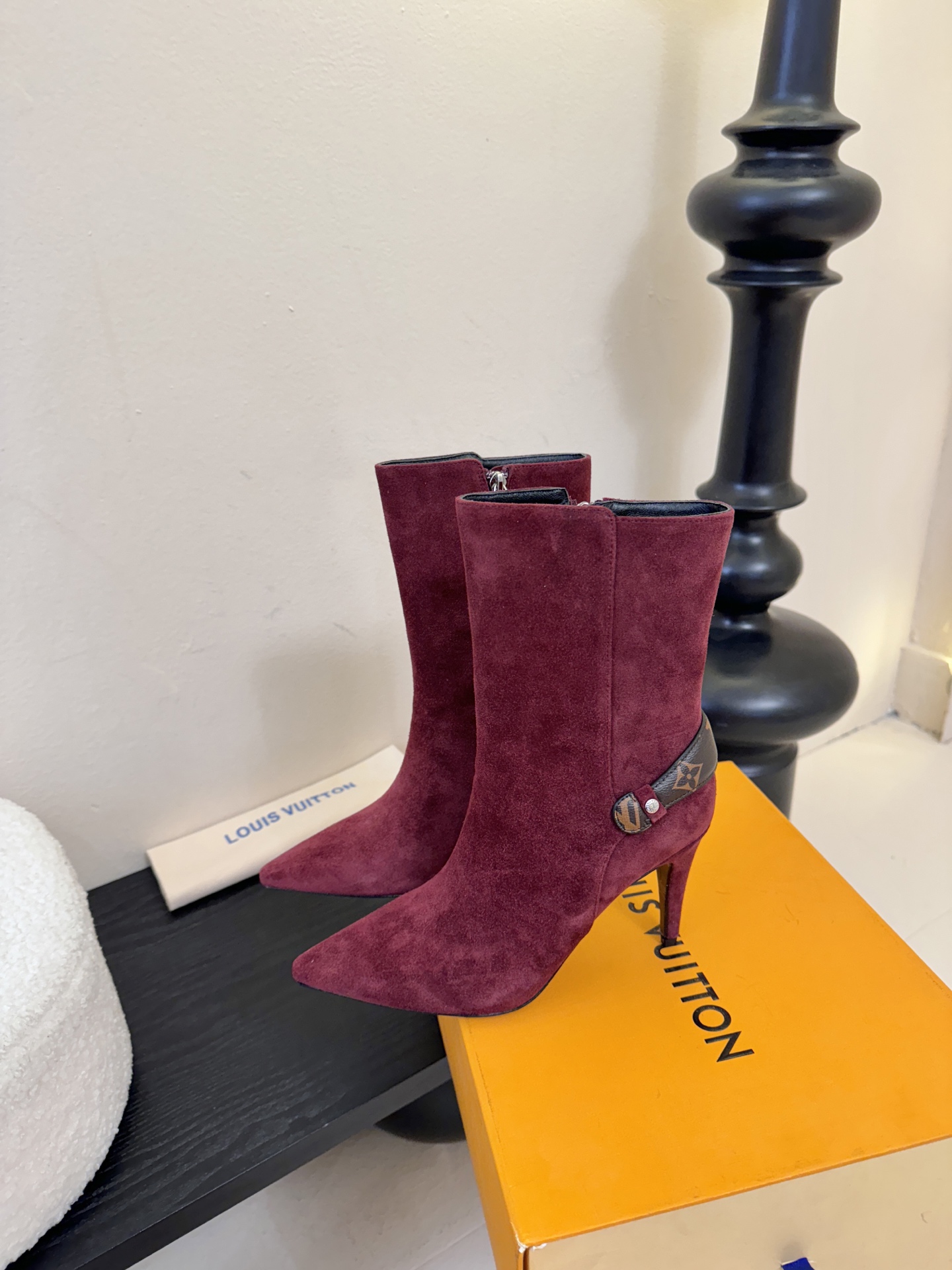 L驴家靴子系列推出 🔥最高端版本‼️1：1复制颜色高雅， 原鞋开发楦型🆗 整体线条流畅 按原版扣件开发 