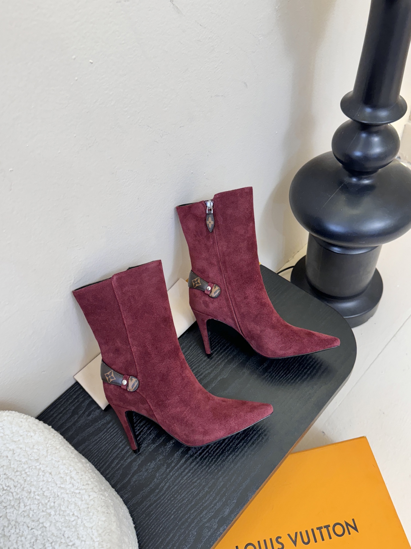 L驴家靴子系列推出 🔥最高端版本‼️1：1复制颜色高雅， 原鞋开发楦型🆗 整体线条流畅 按原版扣件开发 