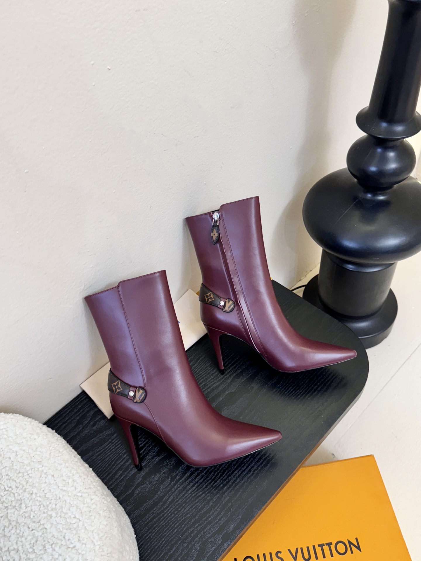 L驴家靴子系列推出 🔥最高端版本‼️1：1复制颜色高雅， 原鞋开发楦型🆗 整体线条流畅 按原版扣件开发 