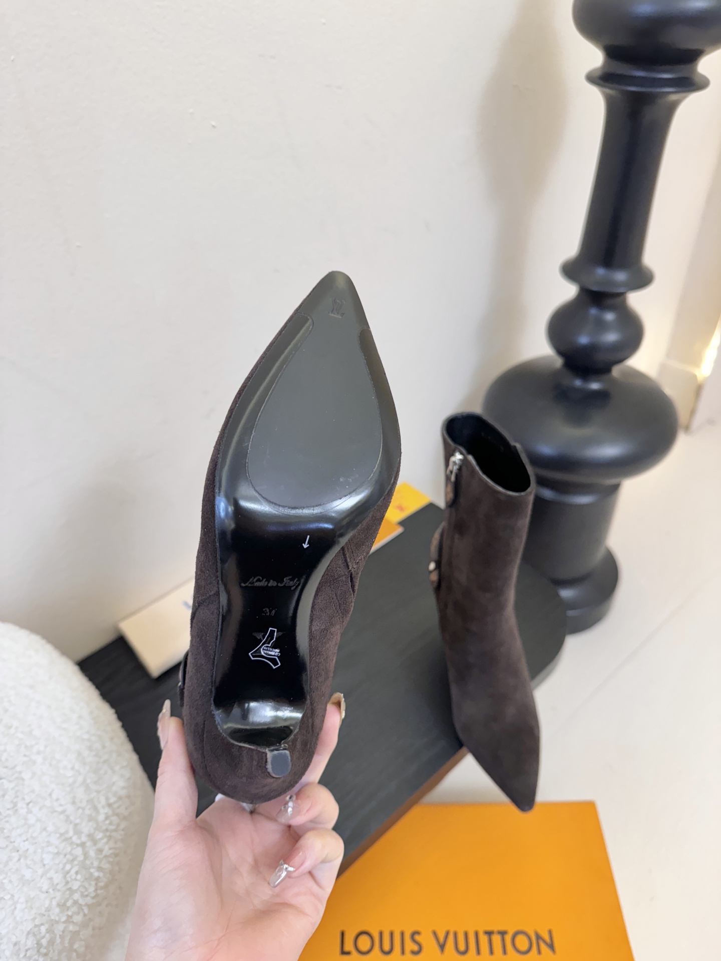 L驴家靴子系列推出 🔥最高端版本‼️1：1复制颜色高雅， 原鞋开发楦型🆗 整体线条流畅 按原版扣件开发 