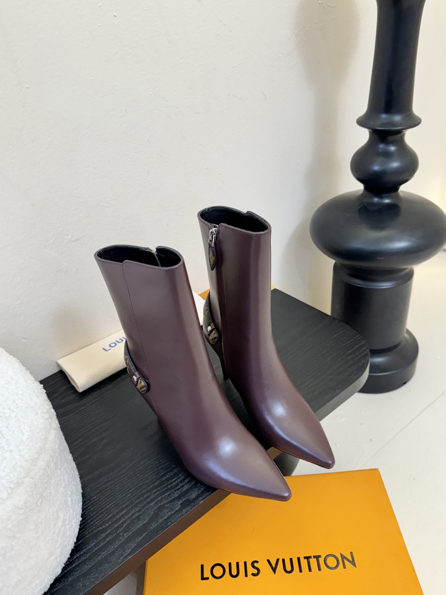 L驴家靴子系列推出 🔥最高端版本‼️1：1复制颜色高雅， 原鞋开发楦型🆗 整体线条流畅 按原版扣件开发 