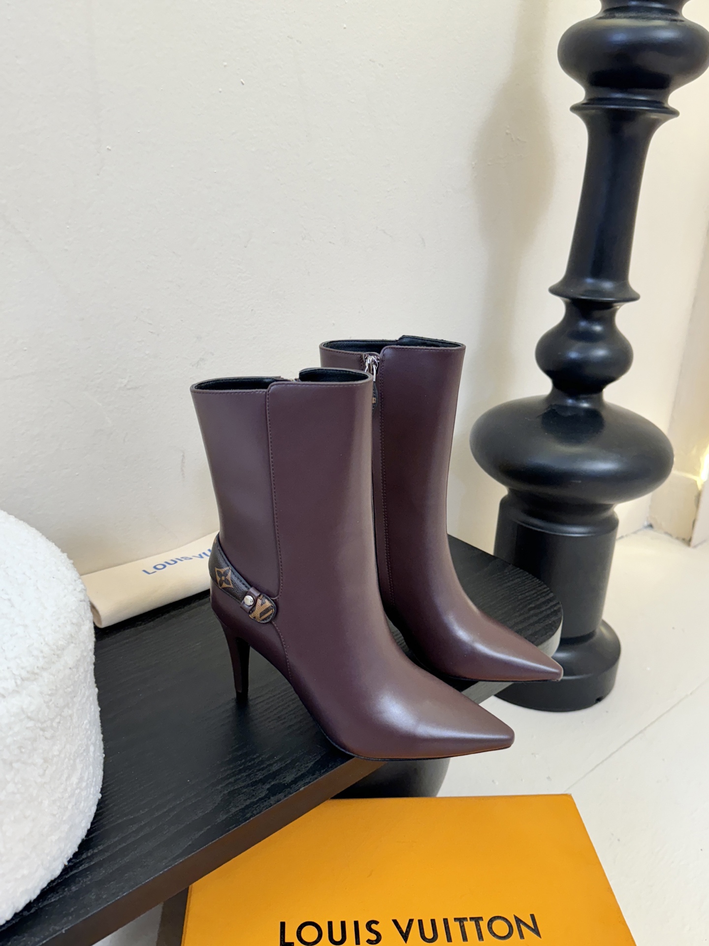 L驴家靴子系列推出 🔥最高端版本‼️1：1复制颜色高雅， 原鞋开发楦型🆗 整体线条流畅 按原版扣件开发 