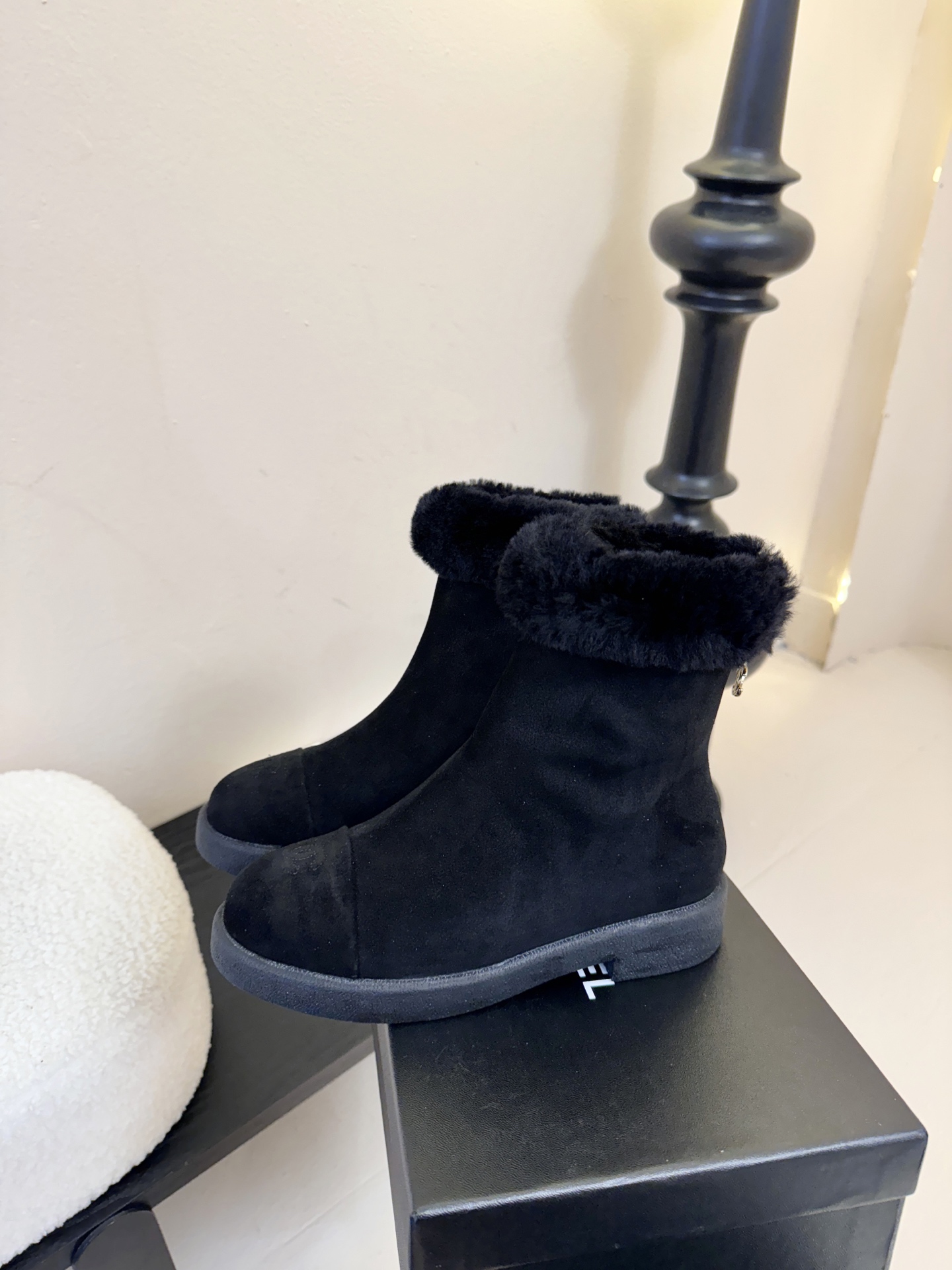 CHANEL香奈儿*小香秋冬新款雪地靴骑士靴库靴切尔西靴真的是帅气时尚的代表马丁靴骑士靴靴筒Chanel